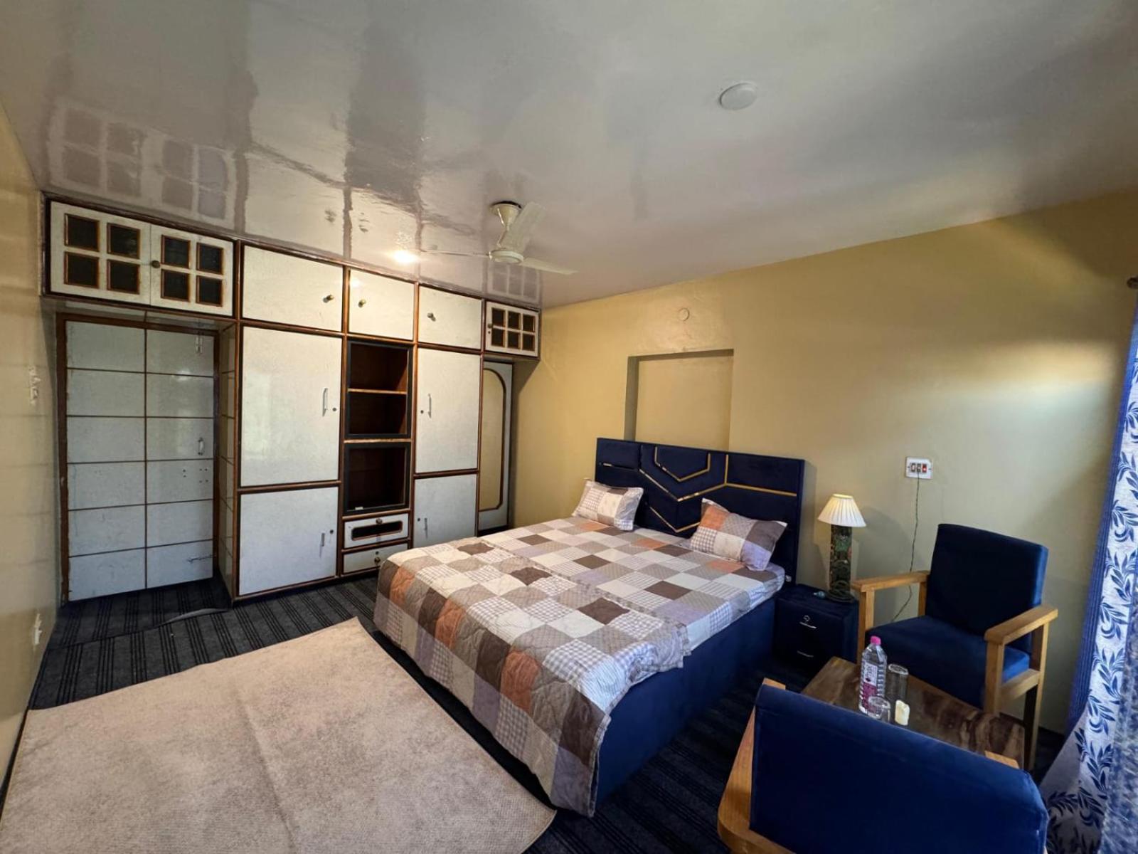 Maqsoom Villa I Entire Villa Near Srinagar Airport and Dal Lake I 4 BR view 4