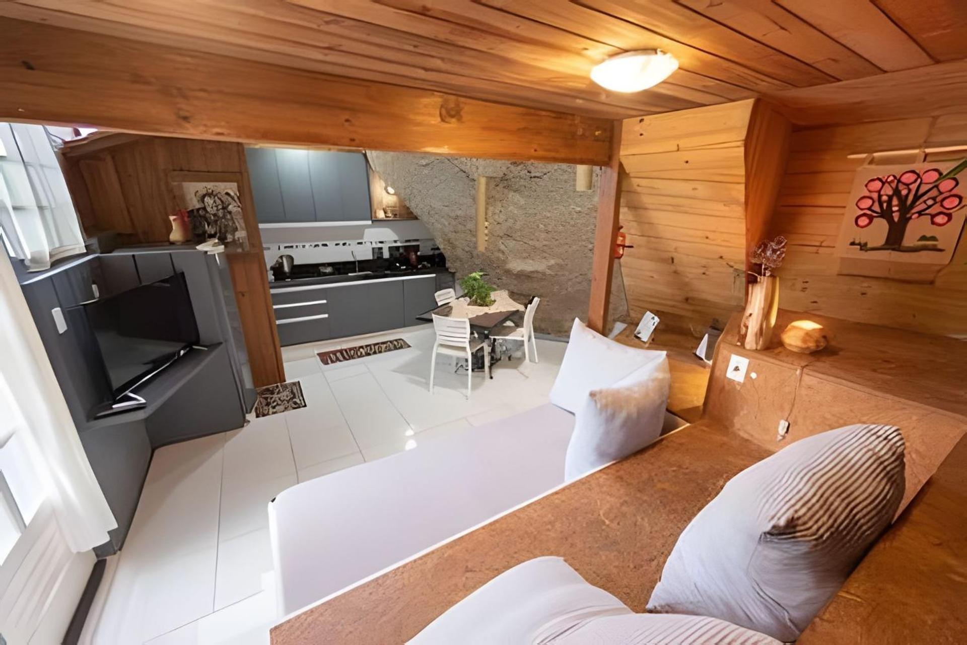CASA DA PEDRA FLORIPA