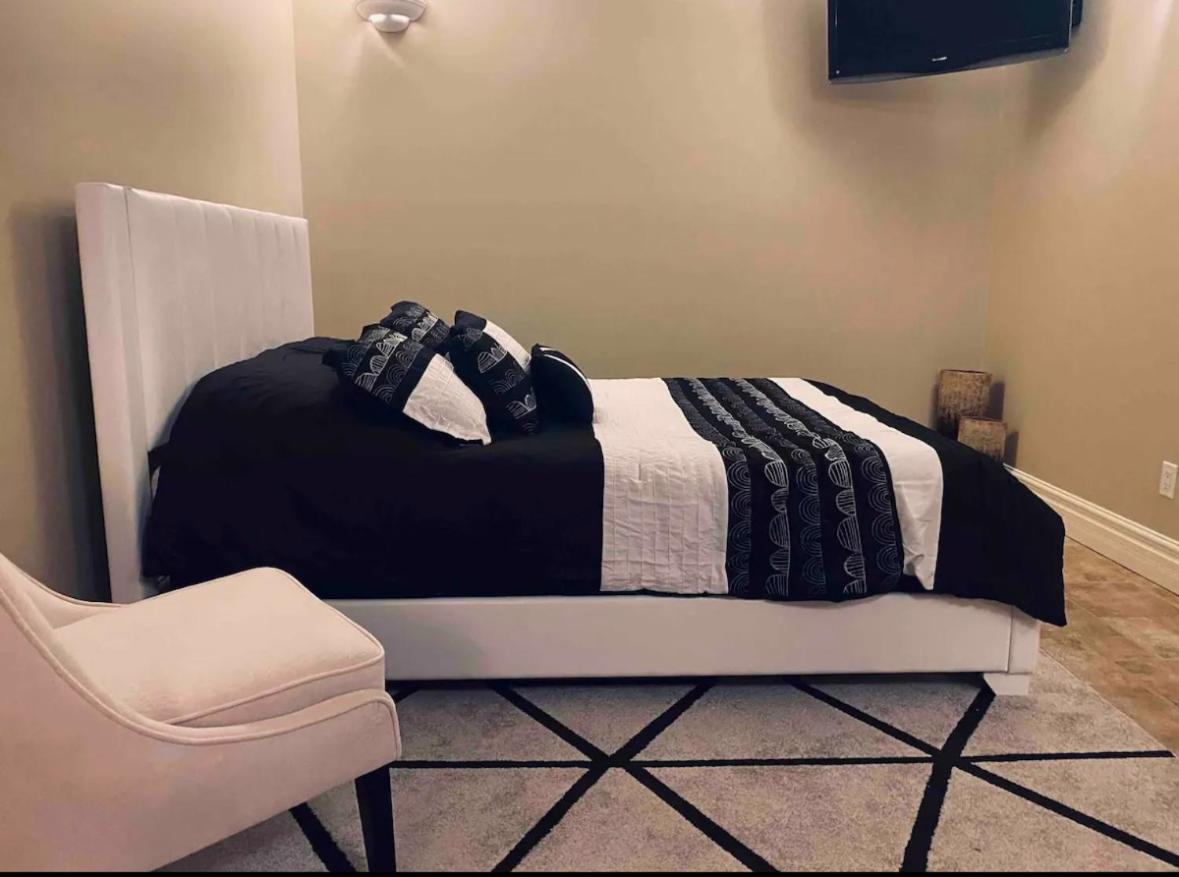 Holden Villa Retreat