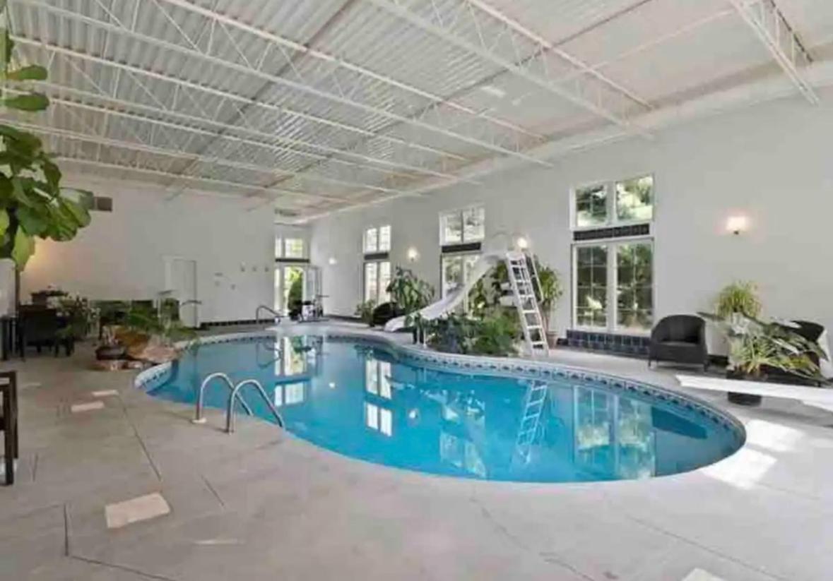 Holden Villa Retreat