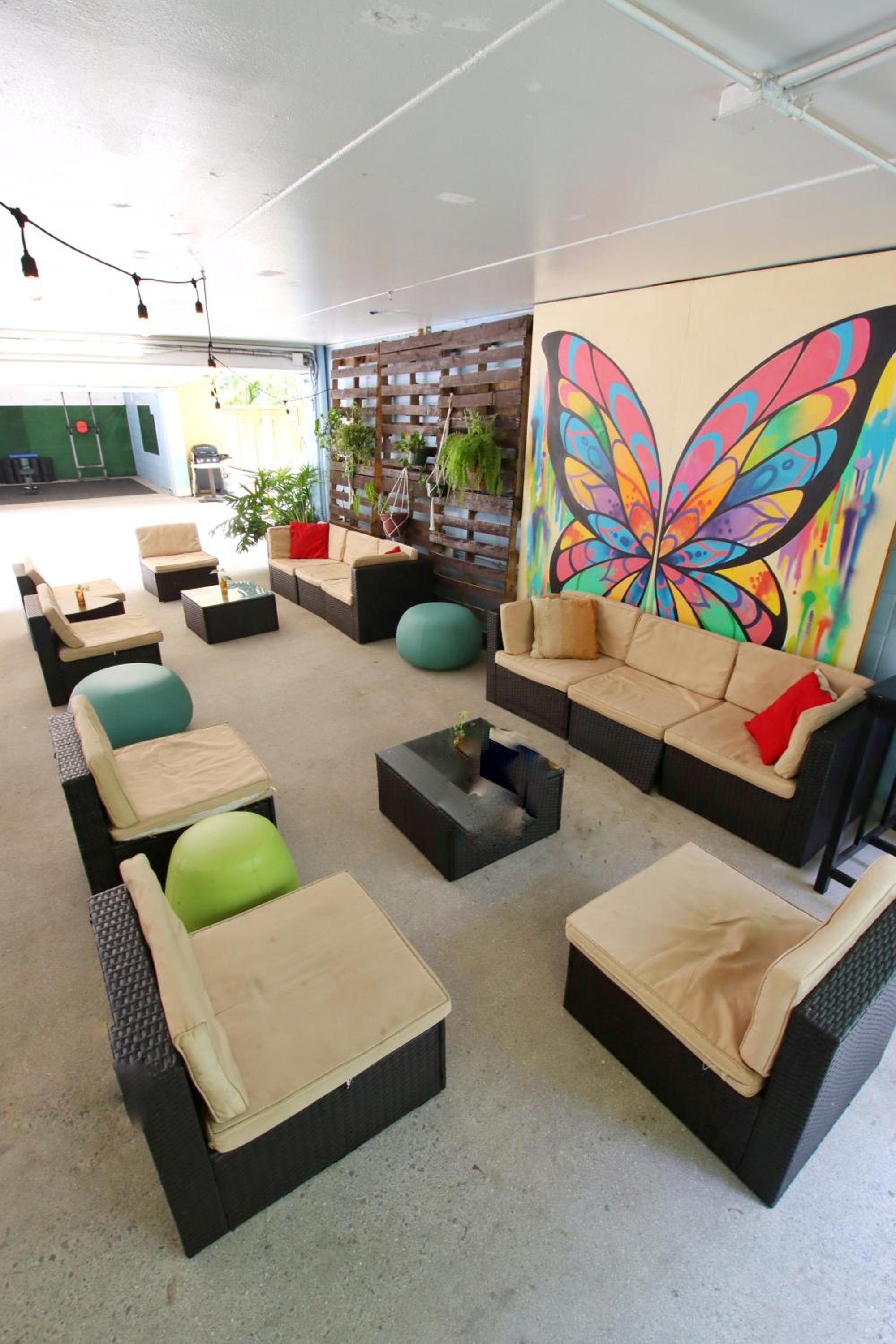 lounge
