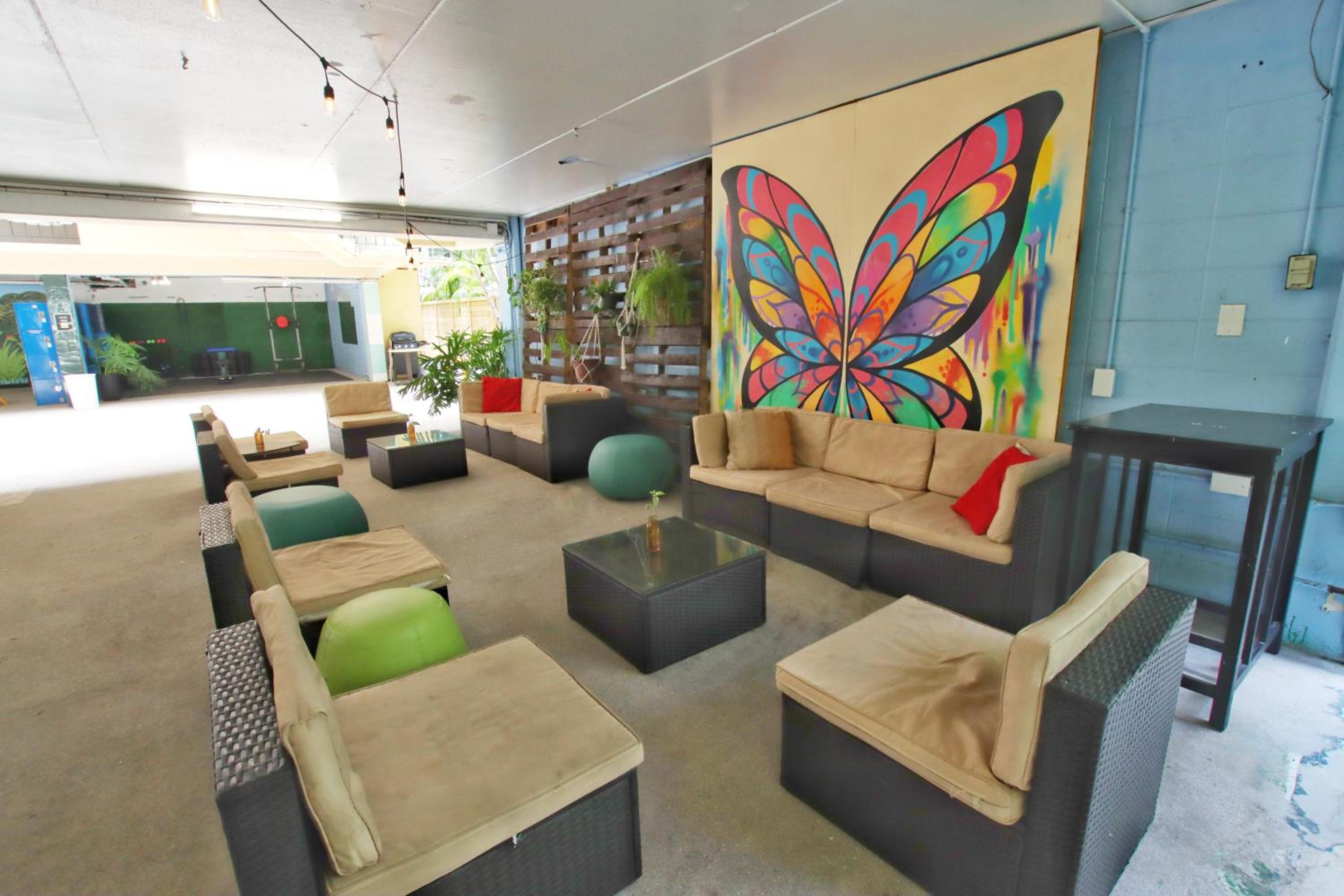 lounge
