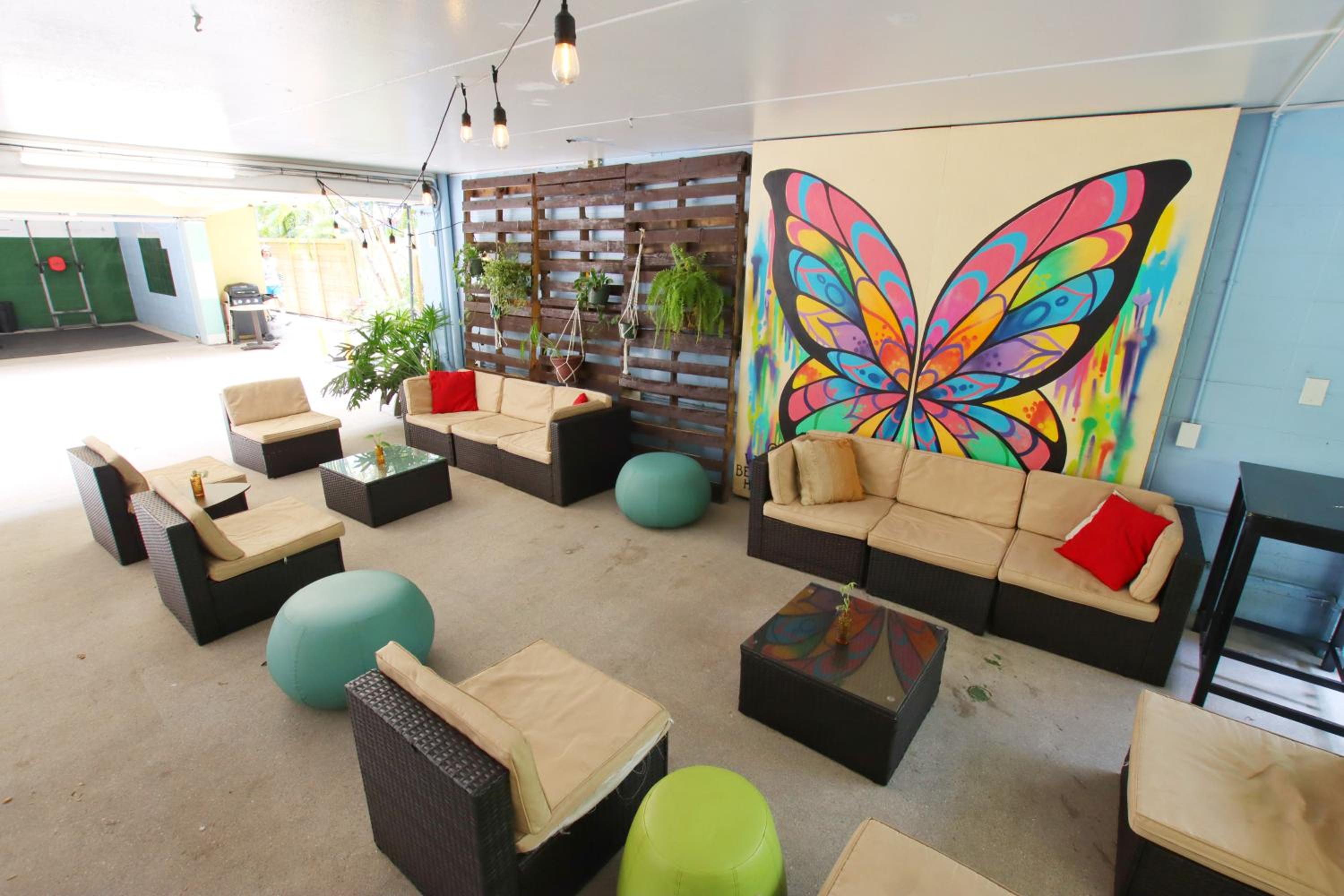 lounge