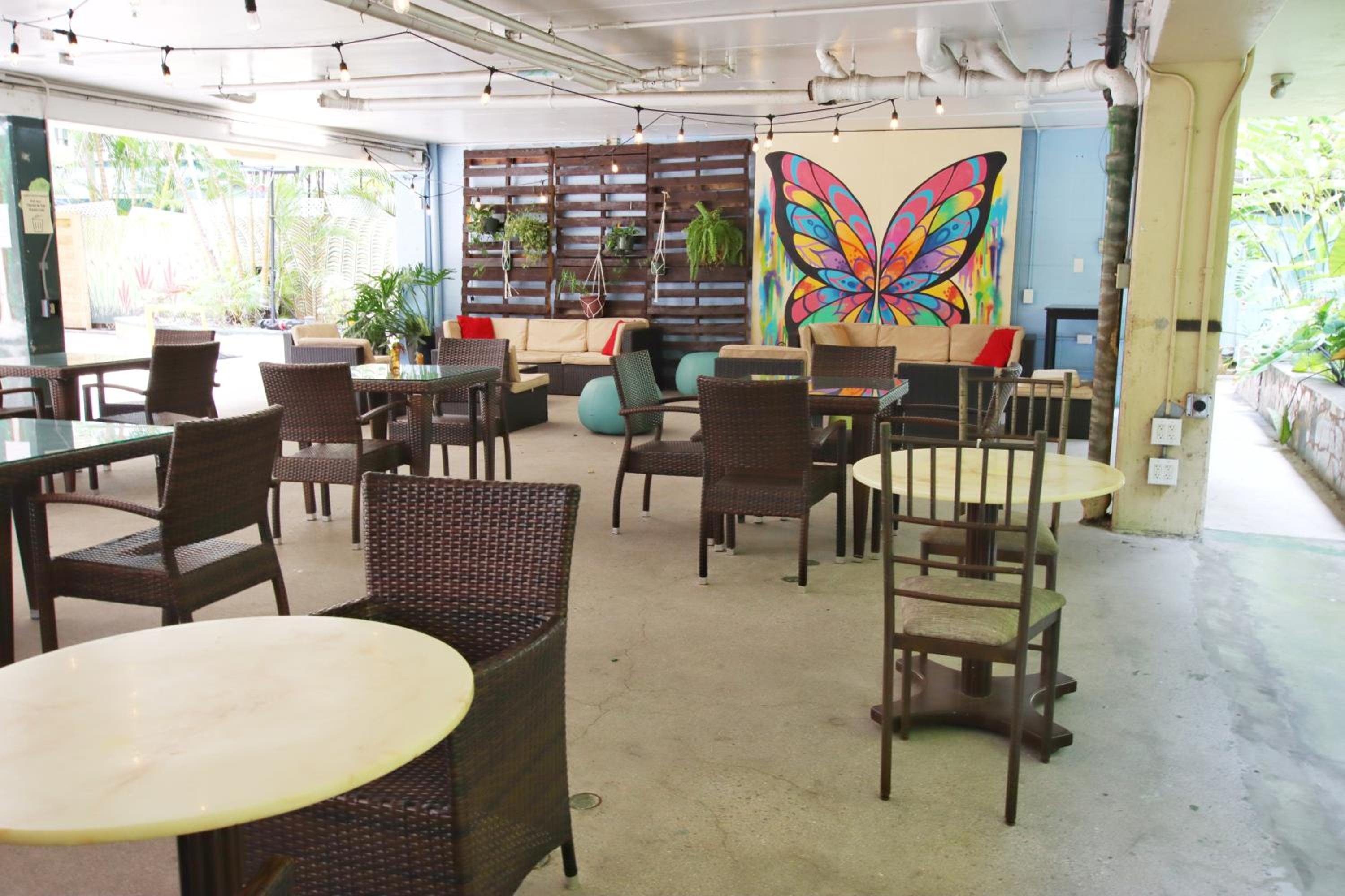 lounge