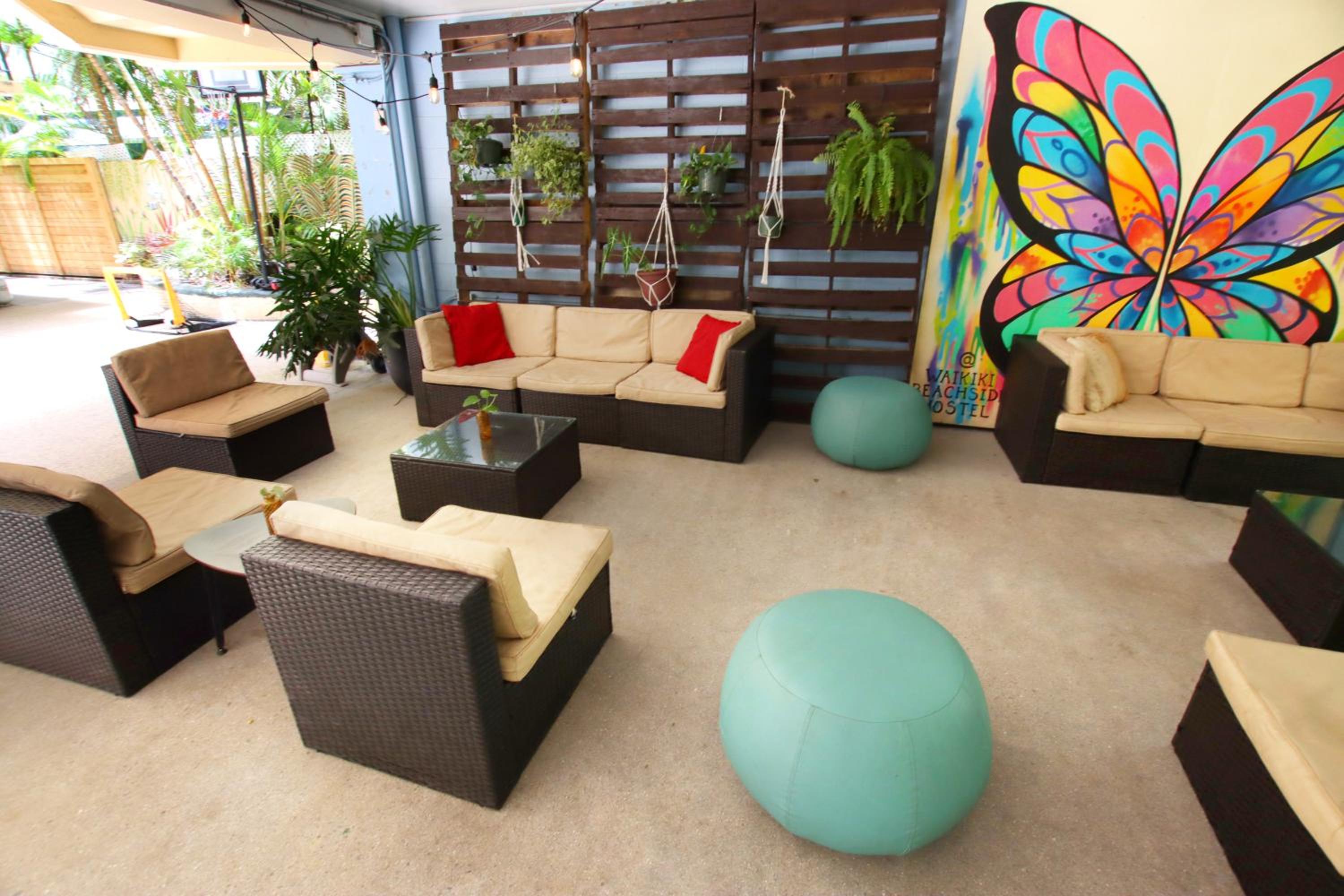 lounge