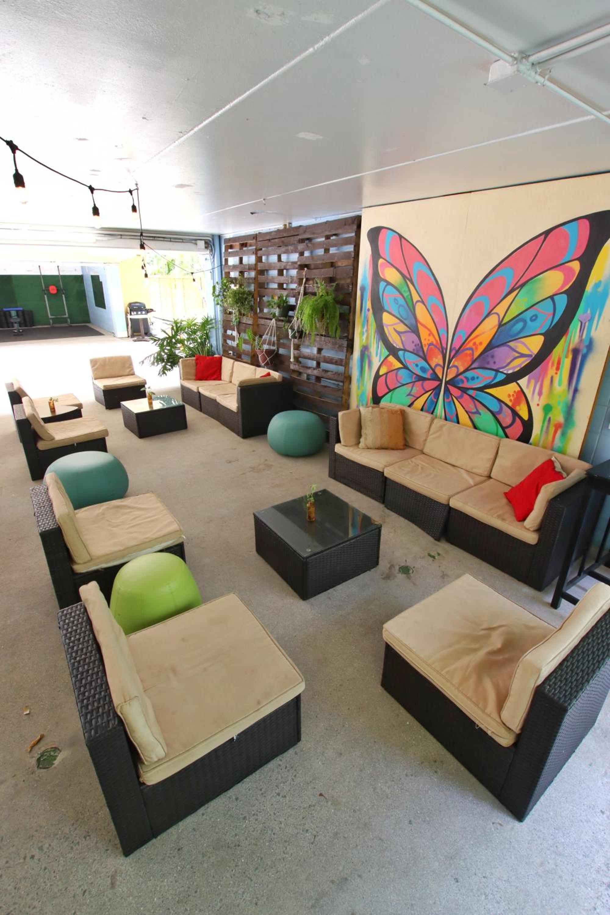 lounge