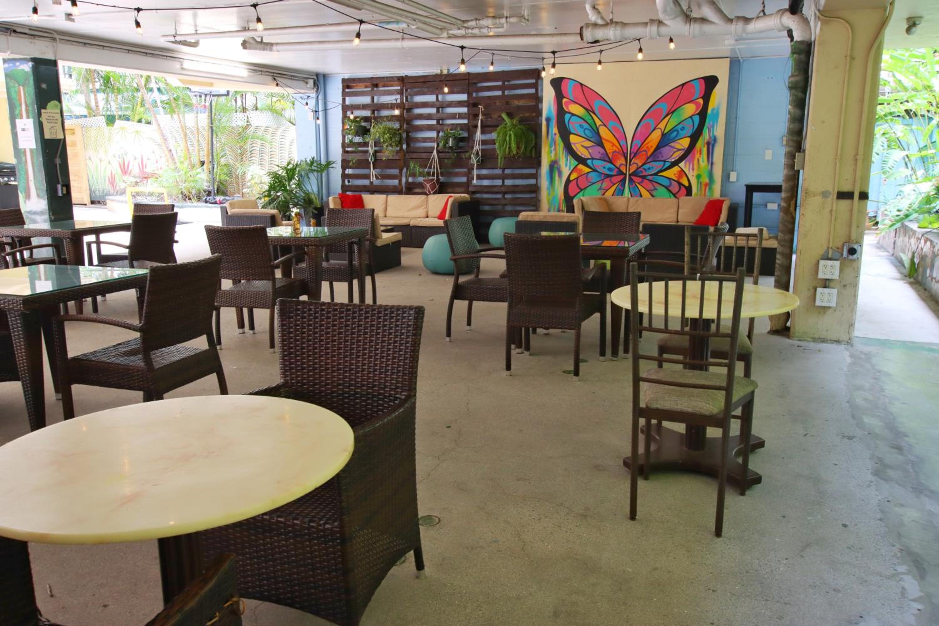 lounge