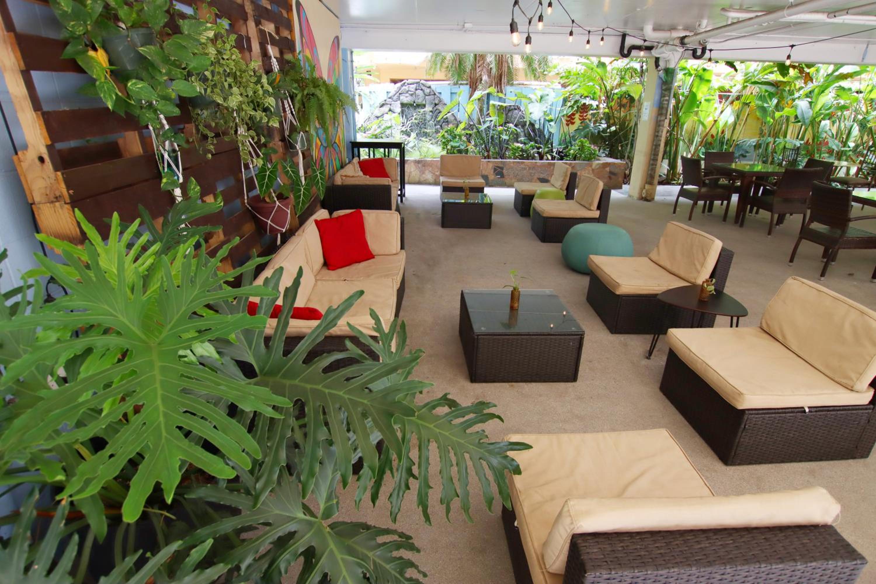 lounge