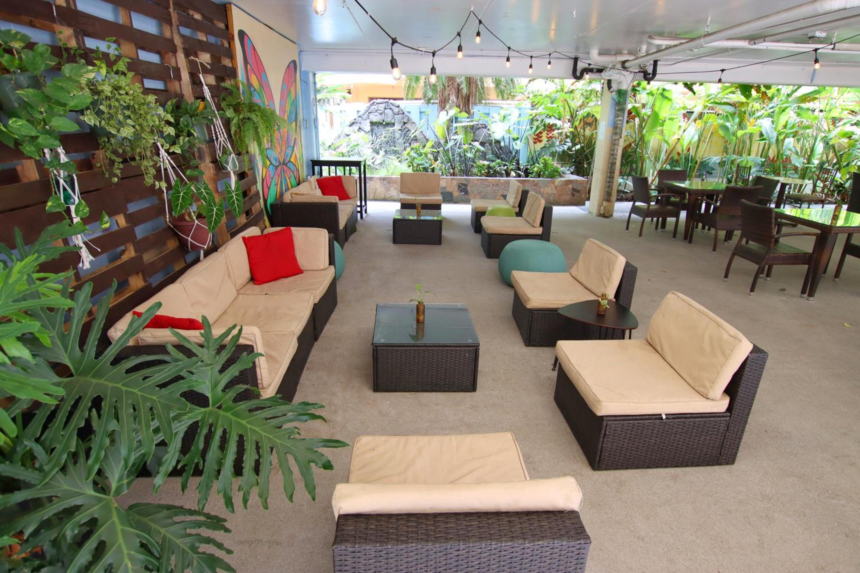 lounge