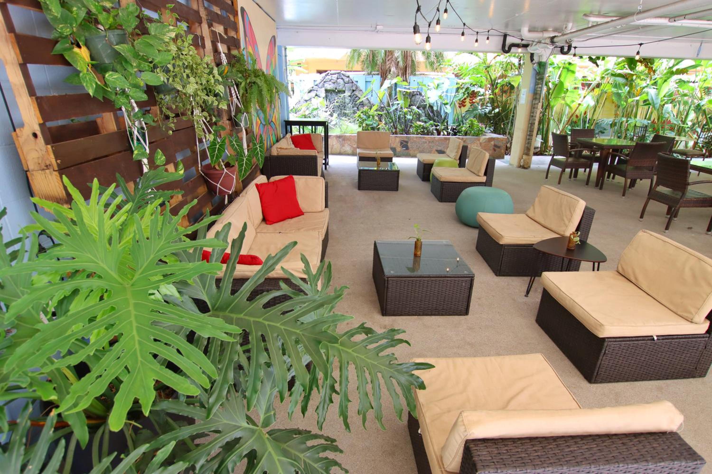 lounge