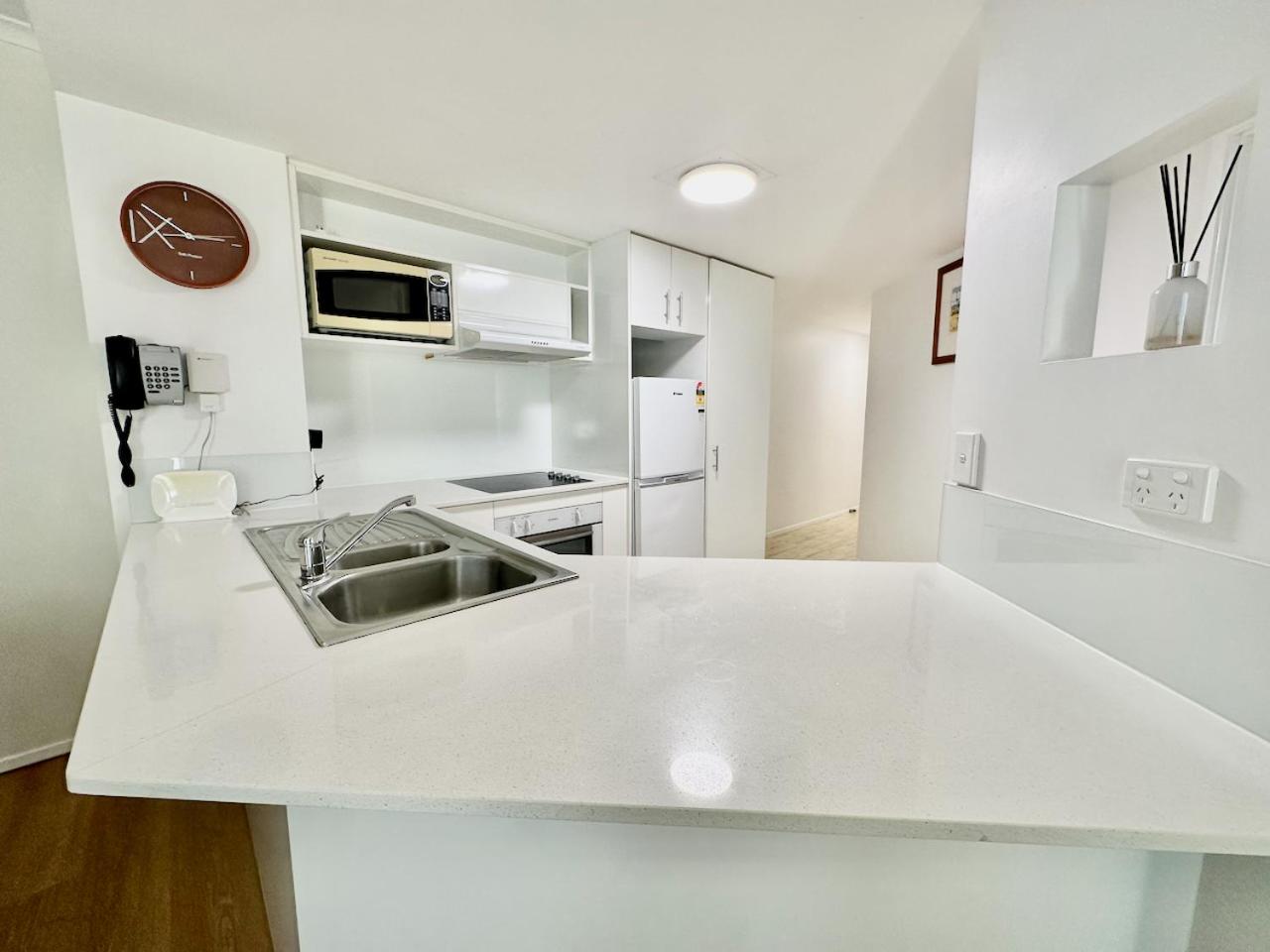 Diamond Beach 16 NEW