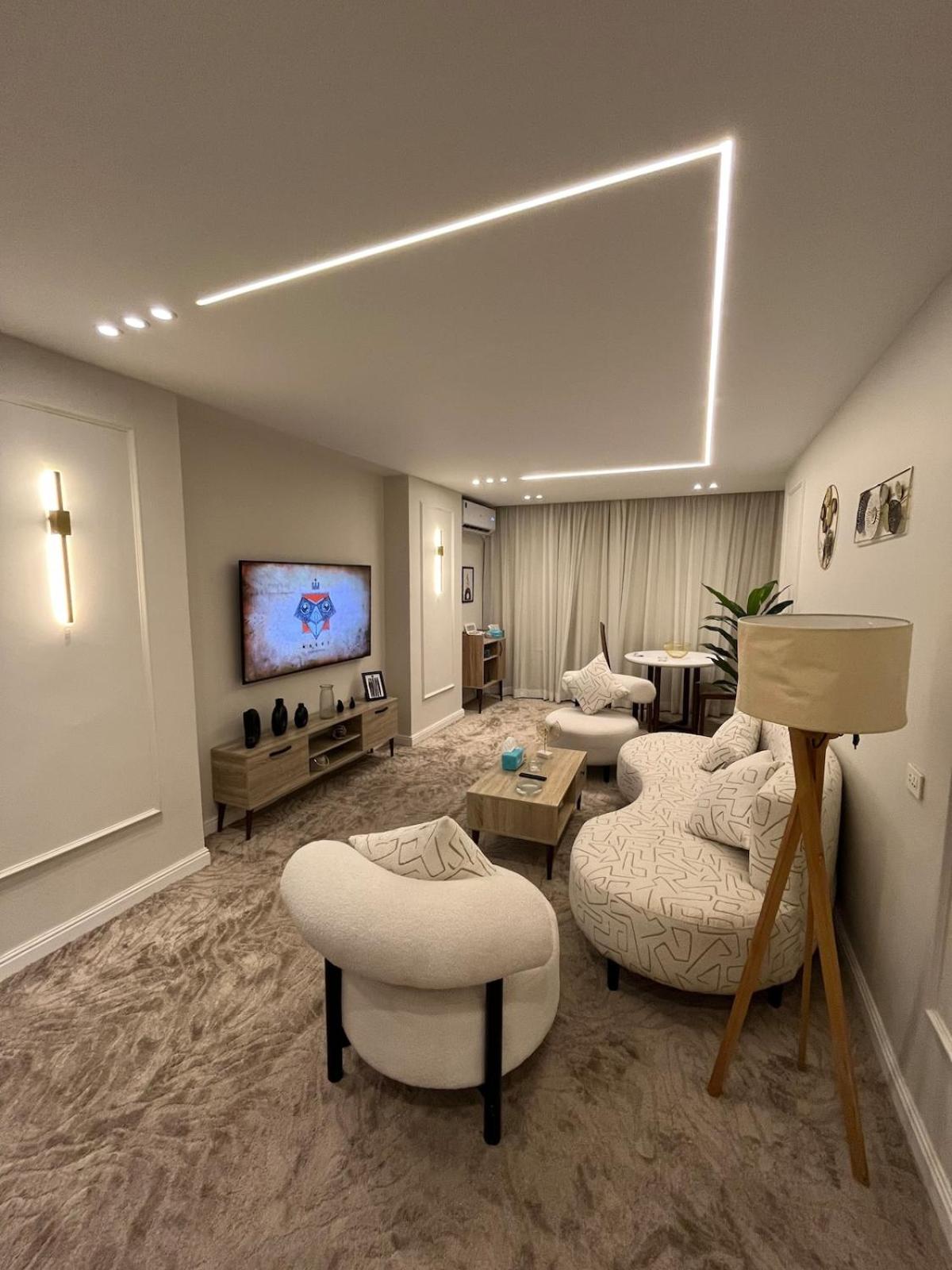 Queen of Zamalek 3BR apt