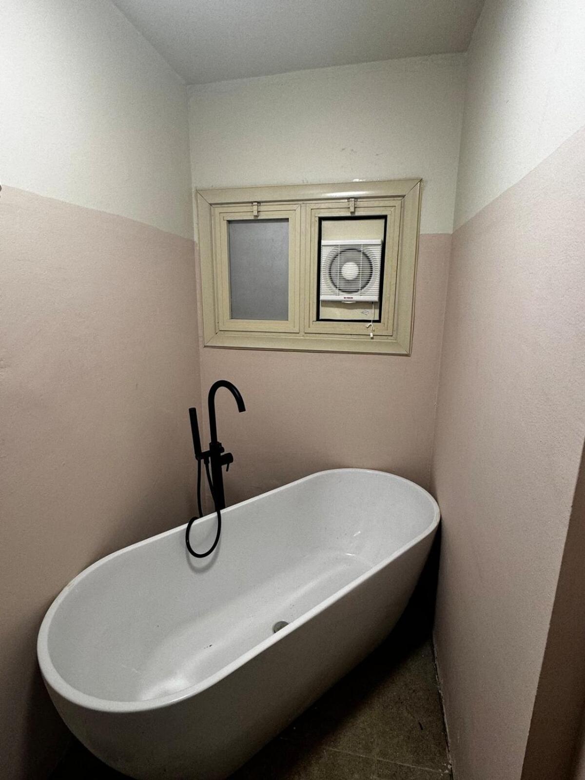 Queen of Zamalek 3BR apt