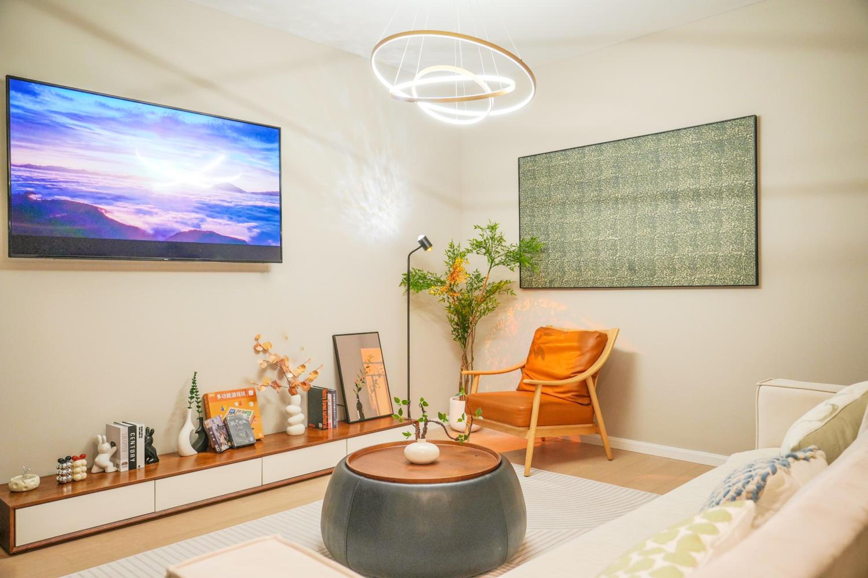 Shanghai Sunshine House - family friendly suite - near the Bund & Yu Garden