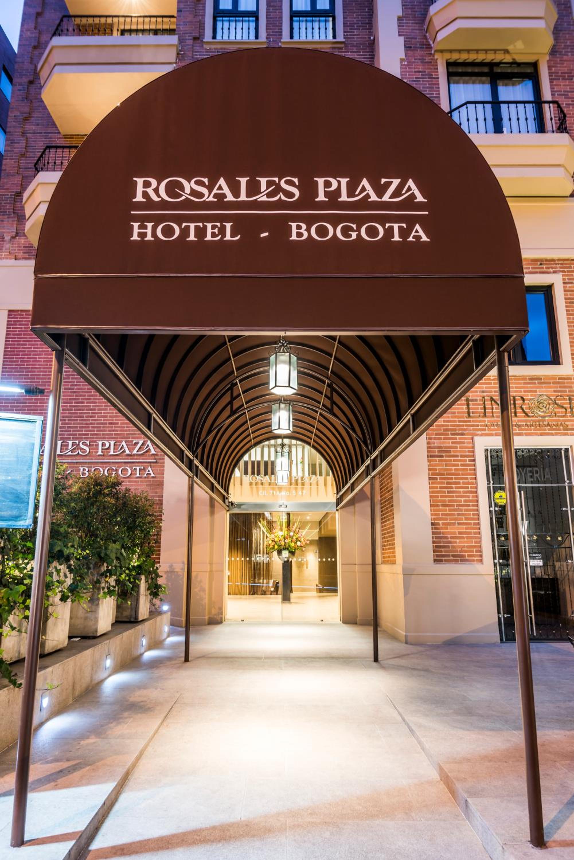 Hotel Rosales Plaza - Image 1