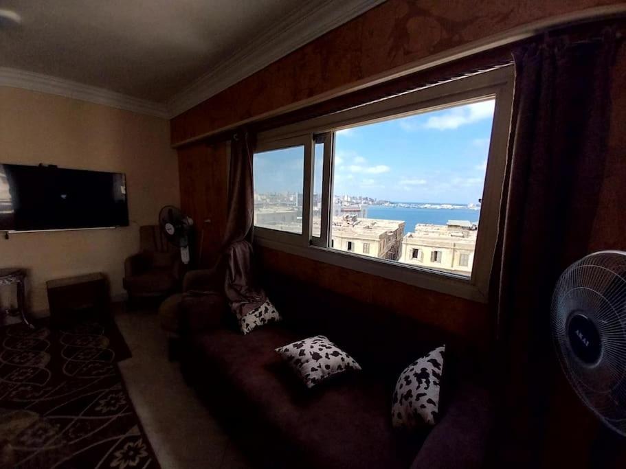 Alex Elraml sea view apartment
