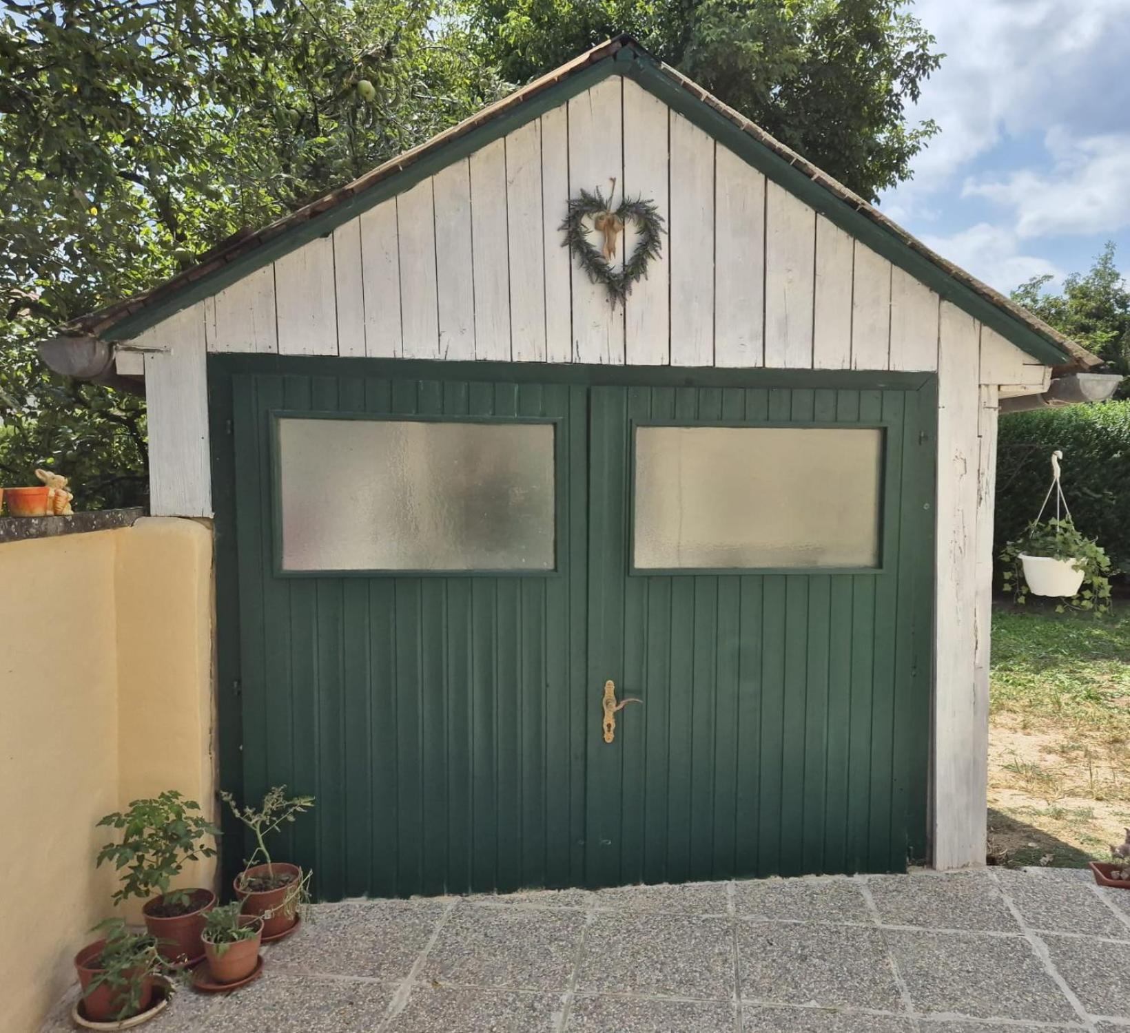Tulip house