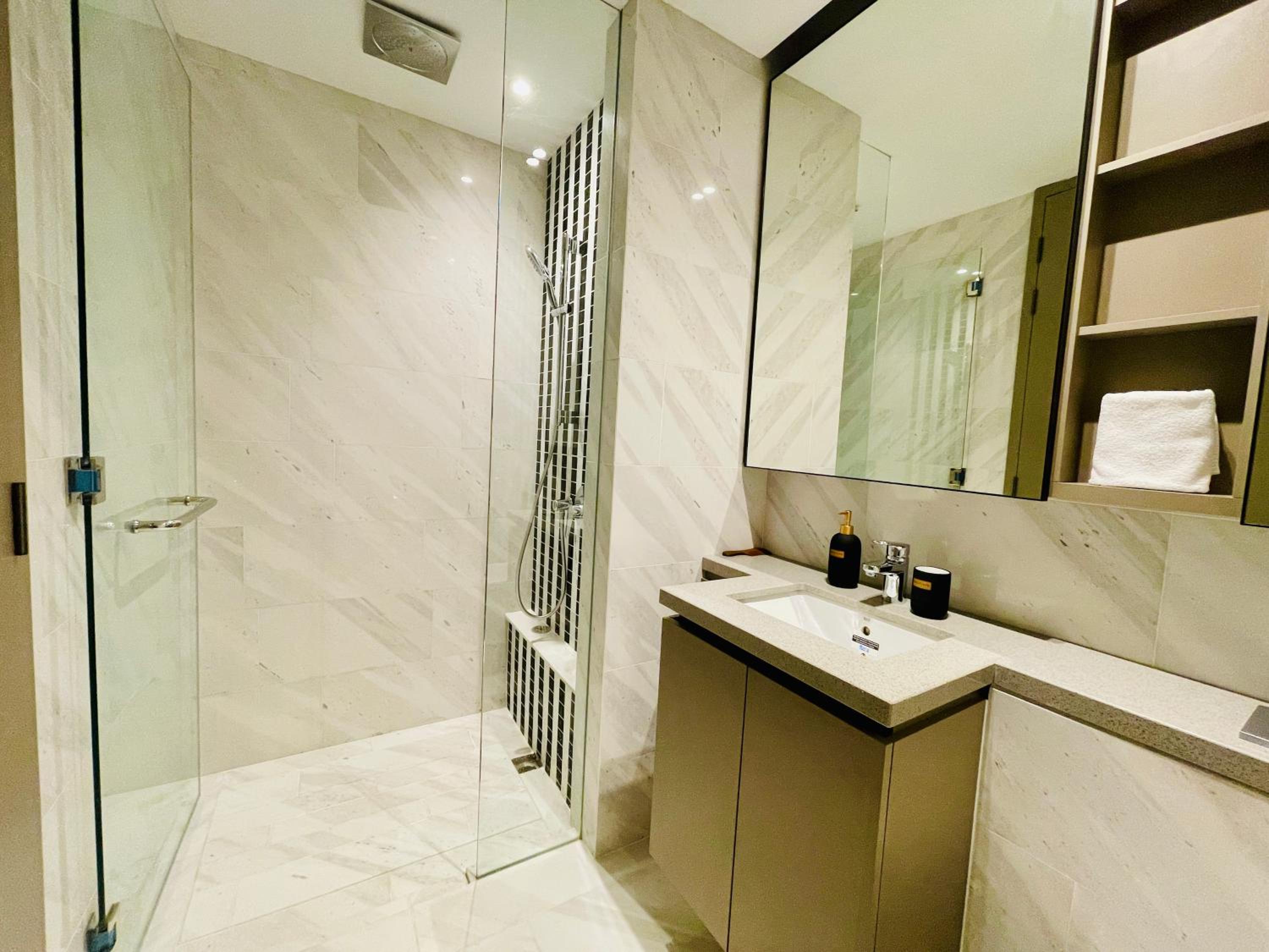 Eaton residences KLCC m@h