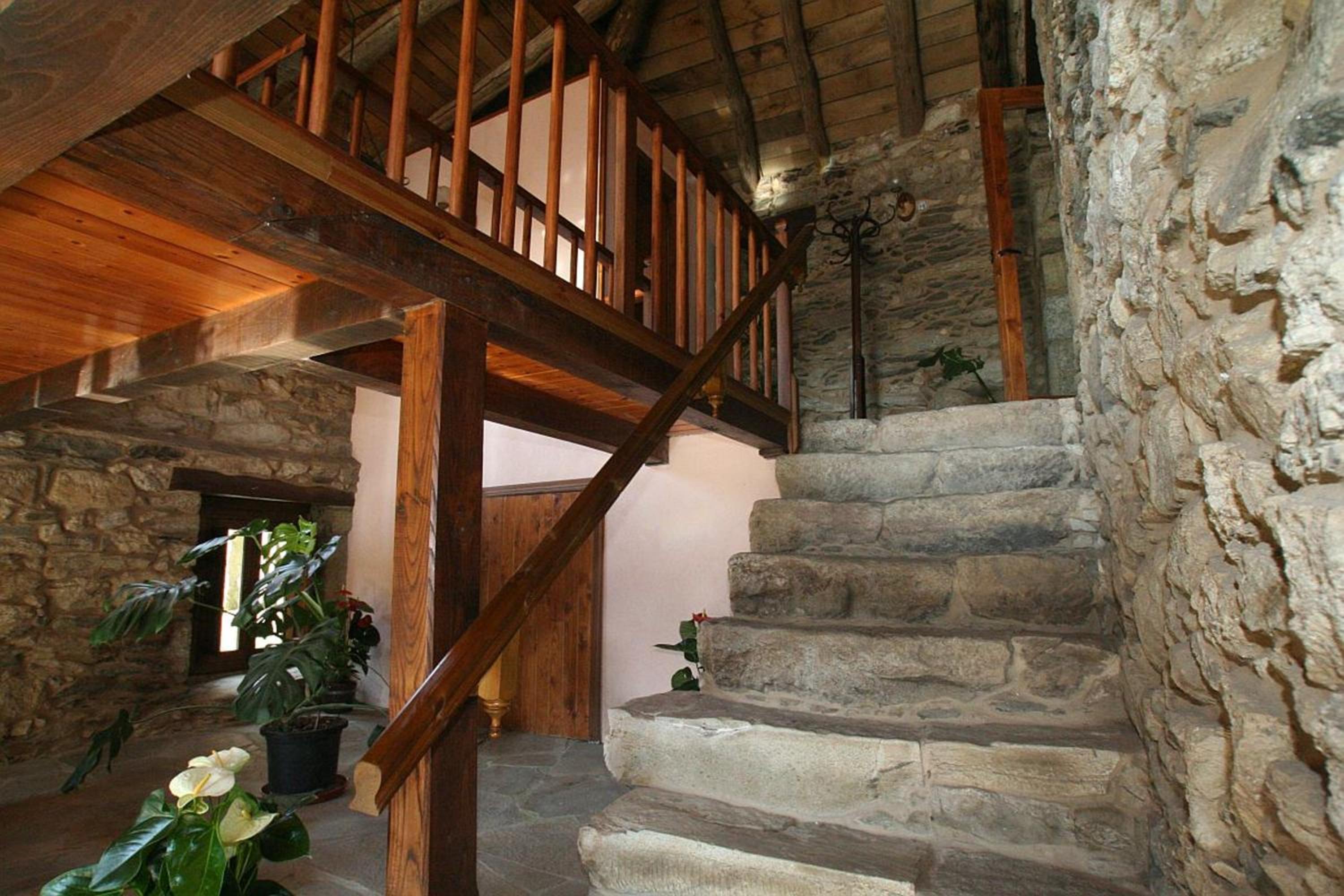 Welcoming House in Paradela with BBQ included view 4