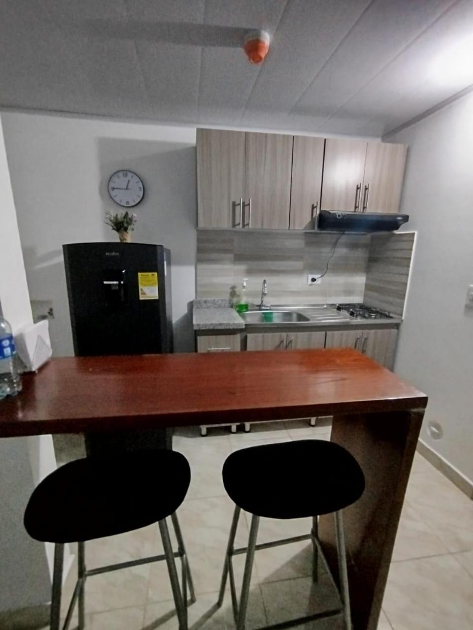 Hermoso Apartaestudio a 25 minutos del parque del café