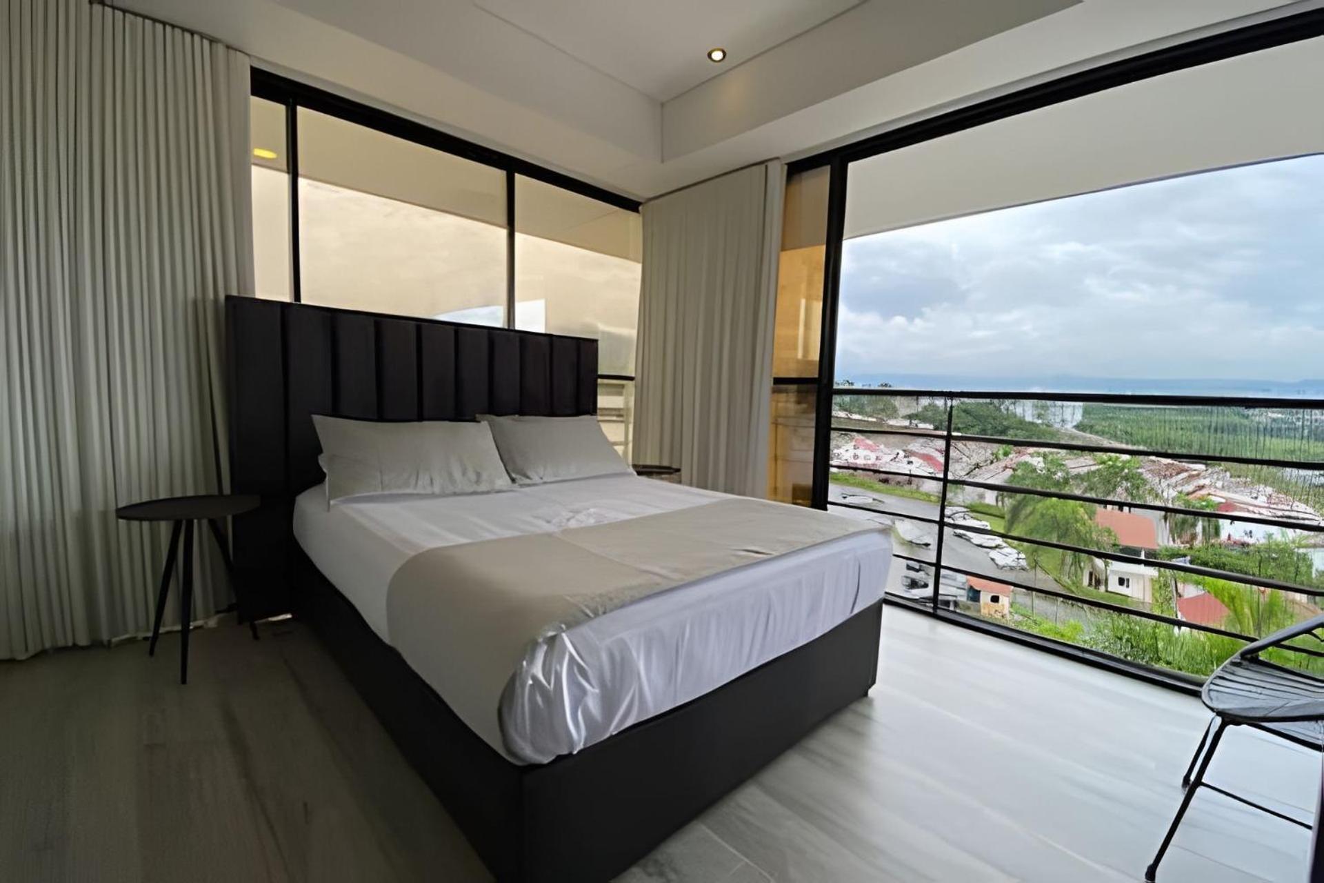 Epic Suites x Ahead
