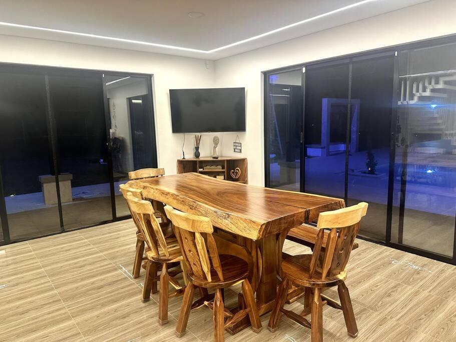 Villa AlCon, 5 bedrooms