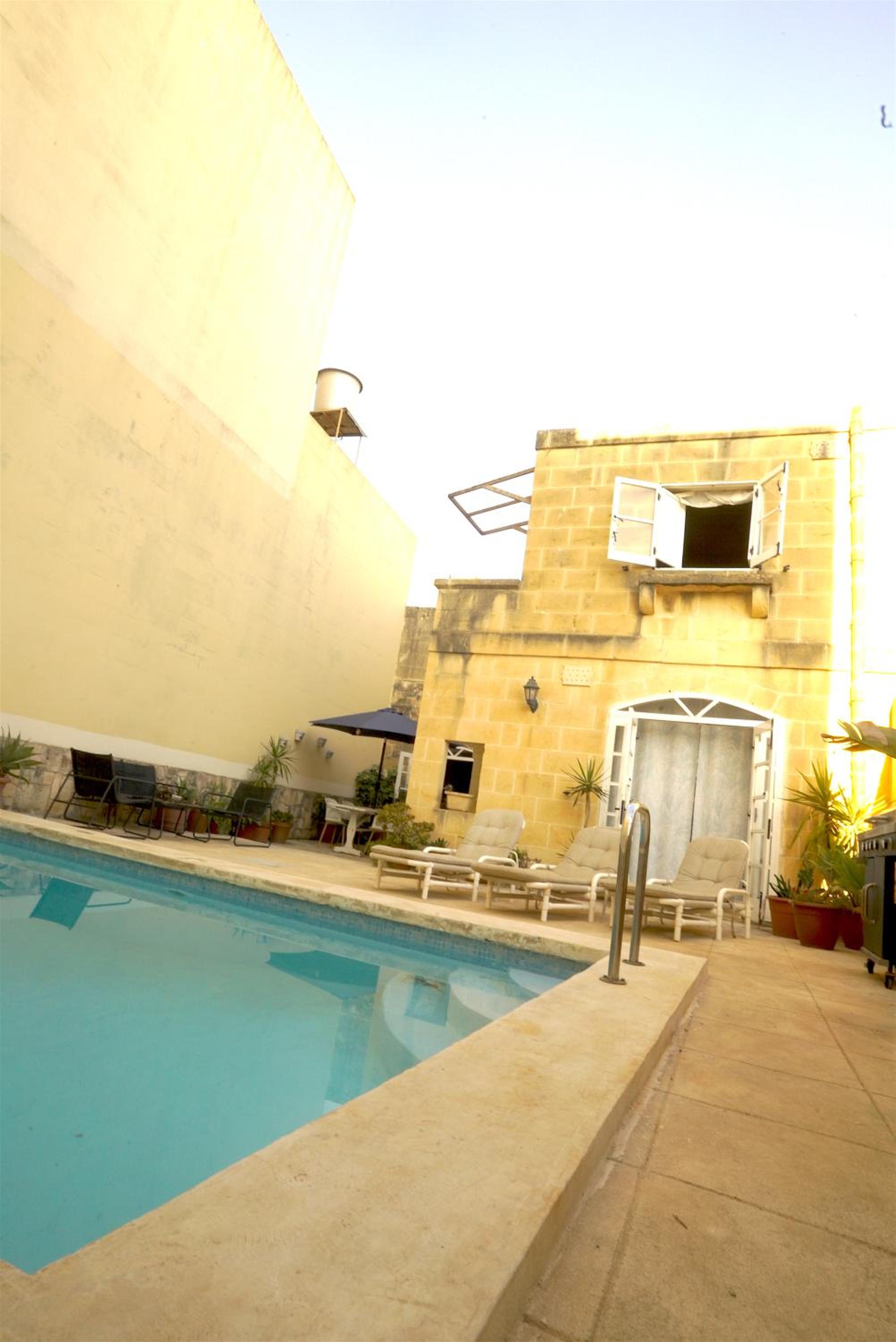 'L'Artiste' farmhouse Gozo view 5
