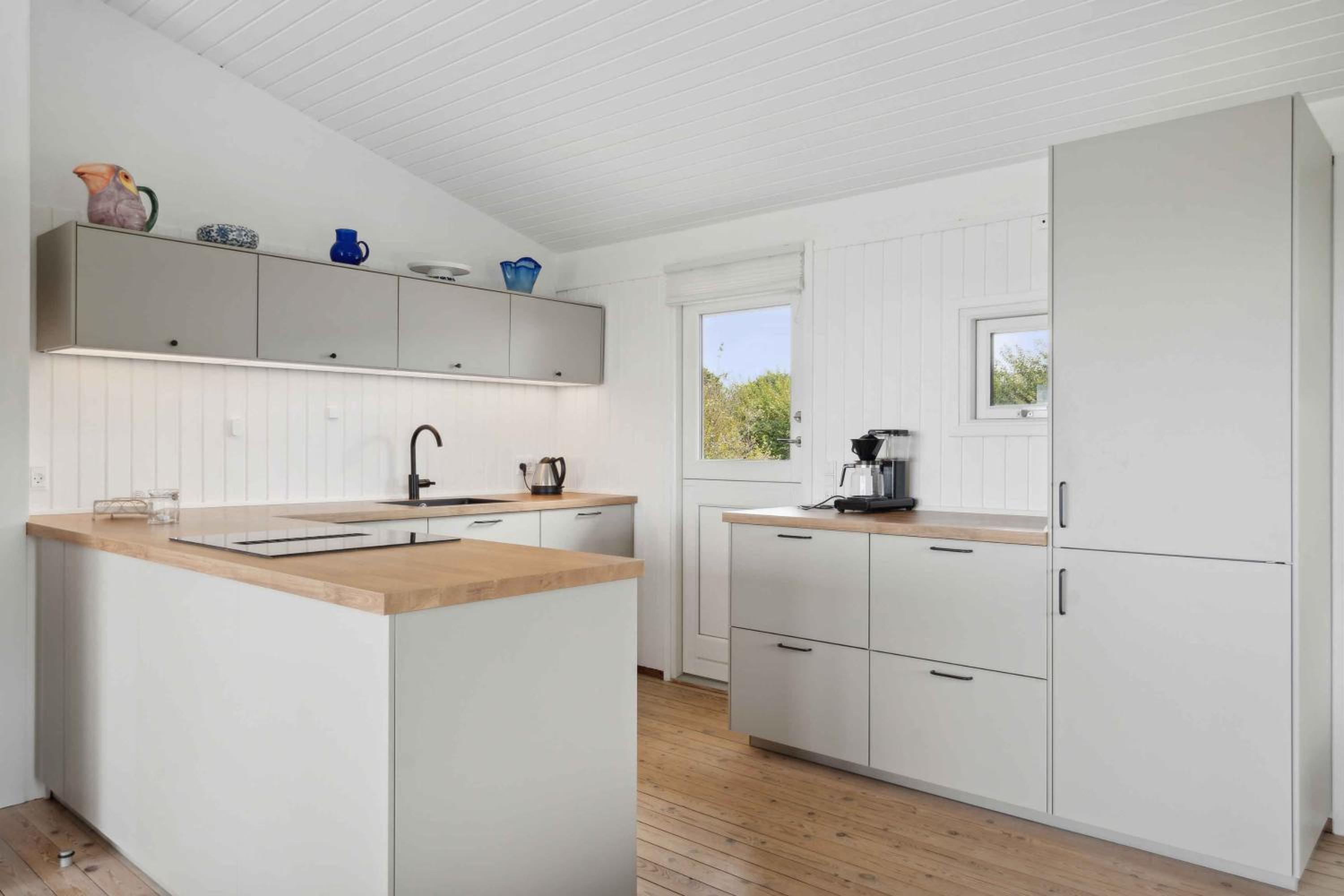 Lovely Summerhouse By Skaastrup Strand W Sea View