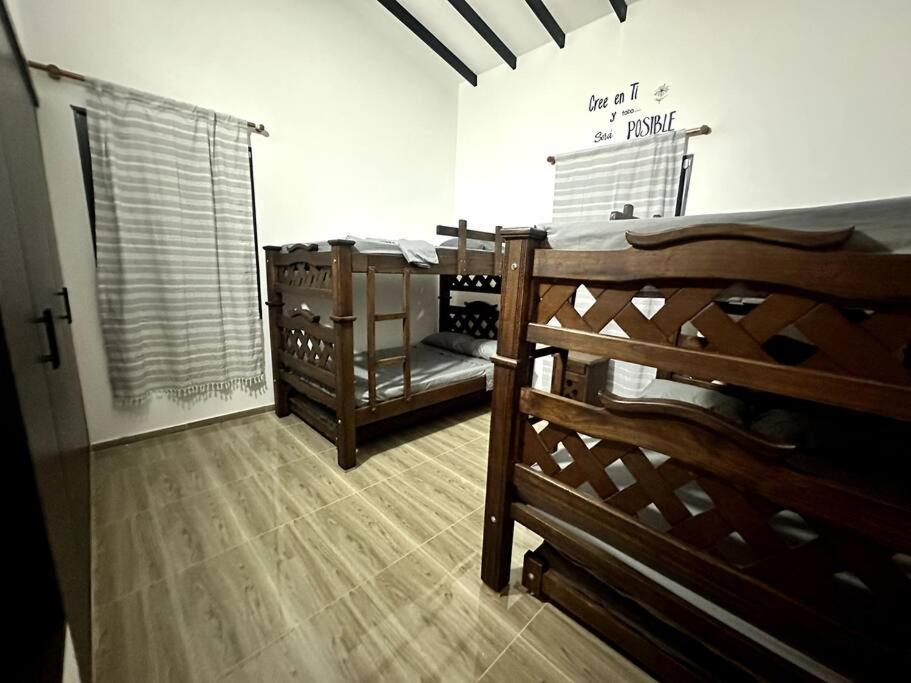 Villa AlCon, 1st Floor Only - 1er Piso solamente
