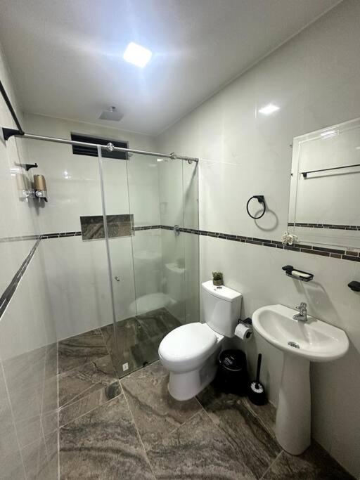 Villa AlCon, 1st Floor Only - 1er Piso solamente