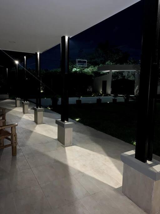 Villa AlCon, 1st Floor Only - 1er Piso solamente