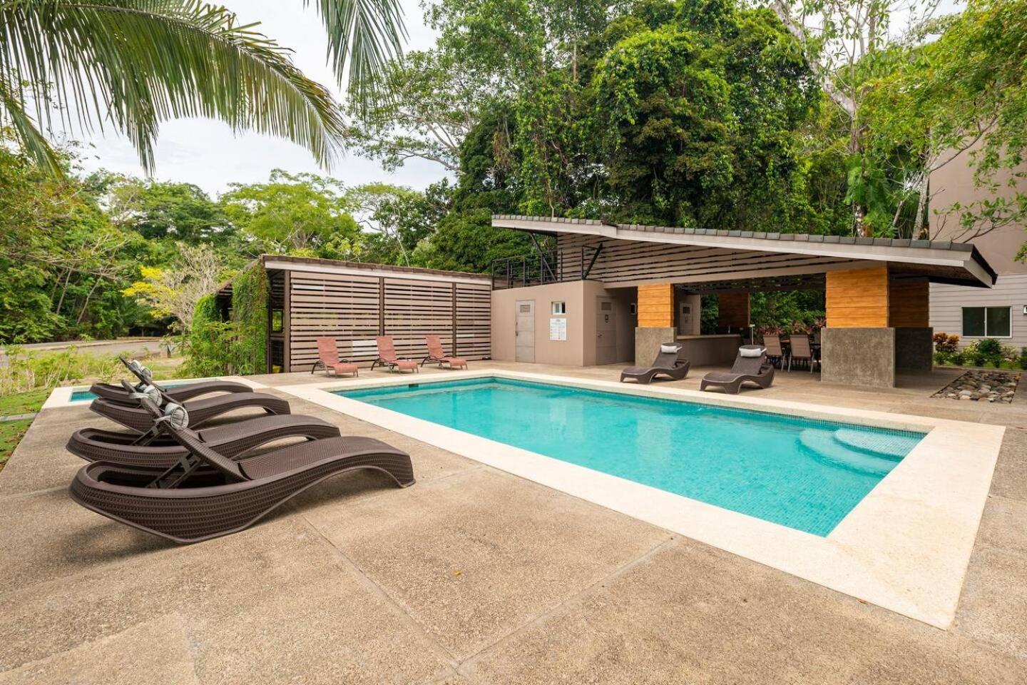 Condo Playa Hermosa, Puntarenas