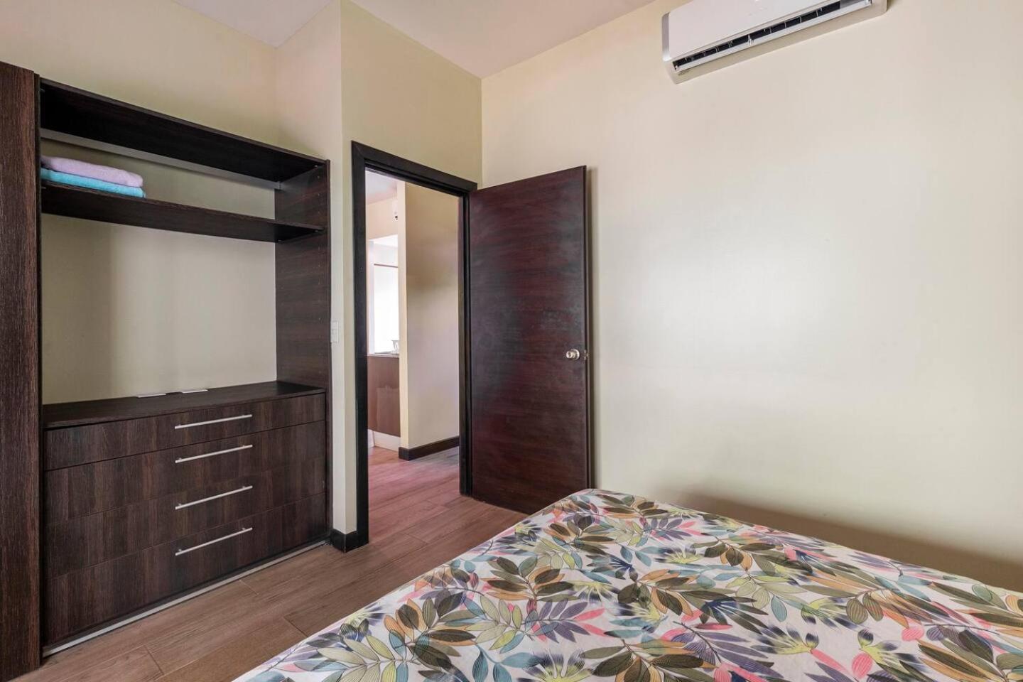 Condo Playa Hermosa, Puntarenas
