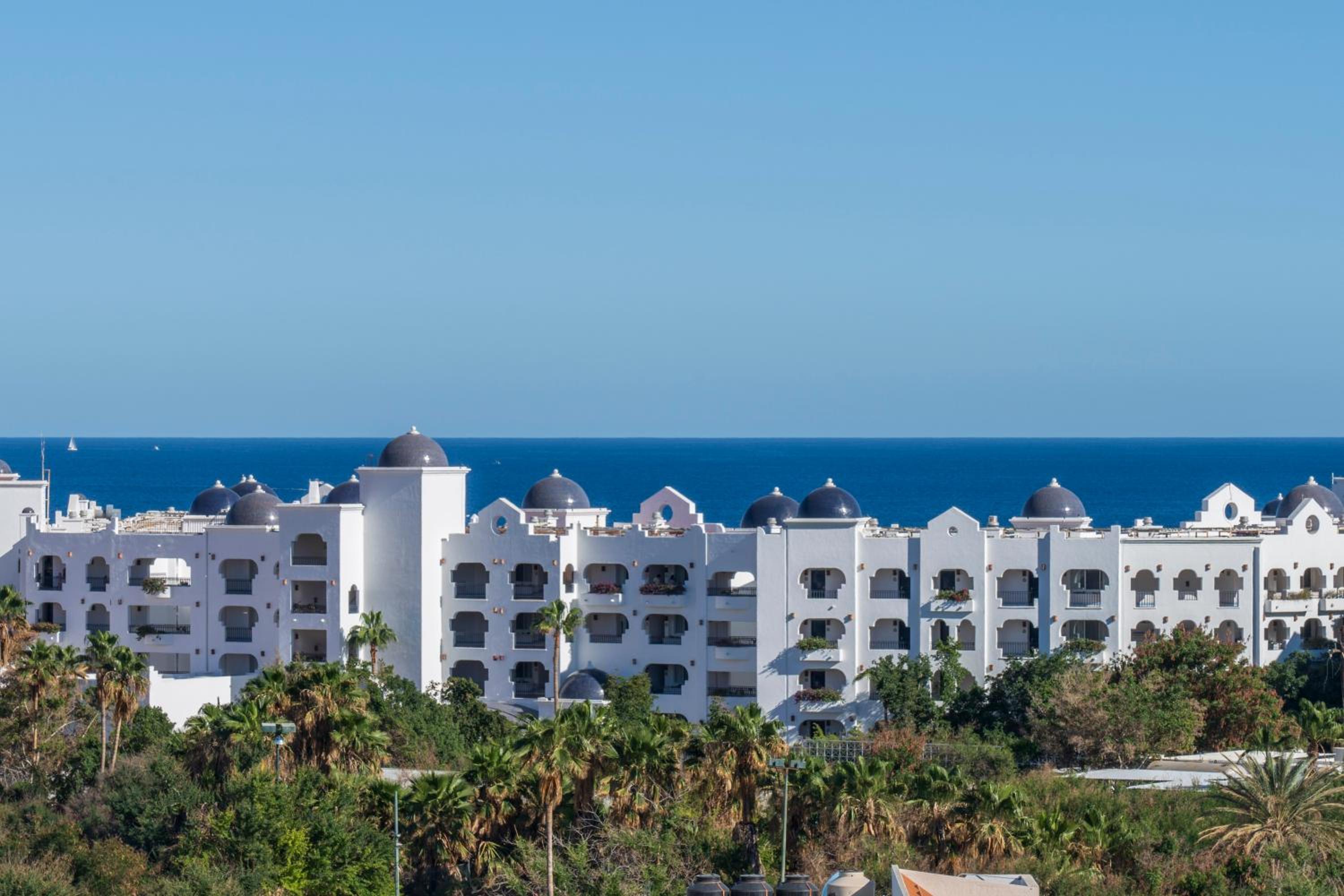 Apartment with Private Rooftop in Medano view 5