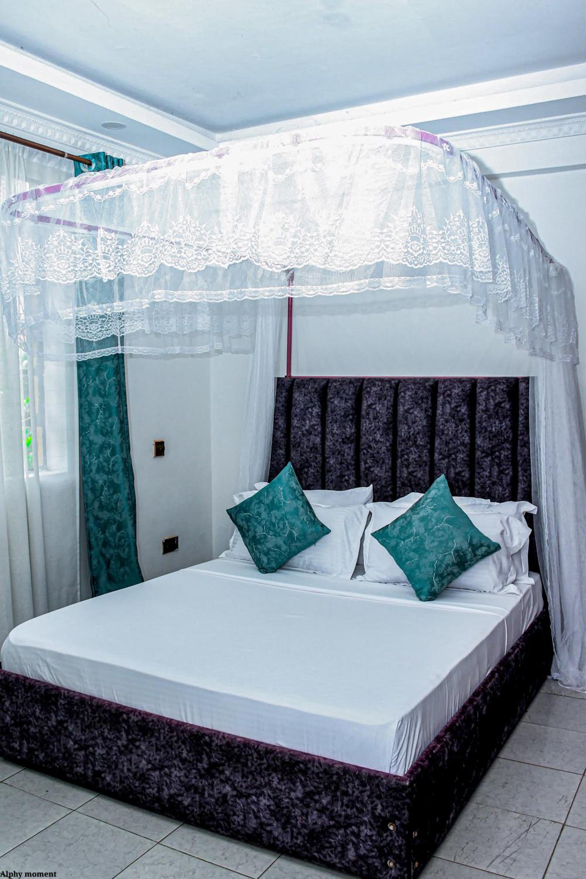 Modern 2 bedroom Apartment Near CBD, Kisumu International Airport, Malls & Lake Victoria