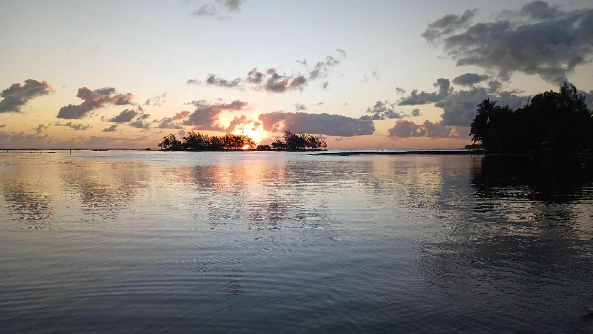 Bord De Mer, Pointe Vénus, Tahiti view 5