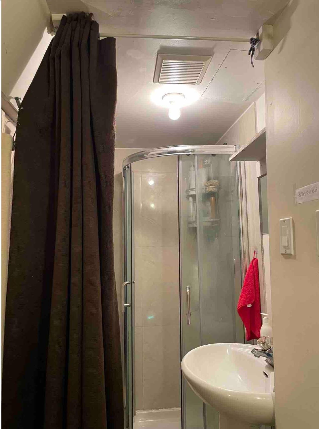 Cozy and Friendly Home Single Room No Pets Allowed