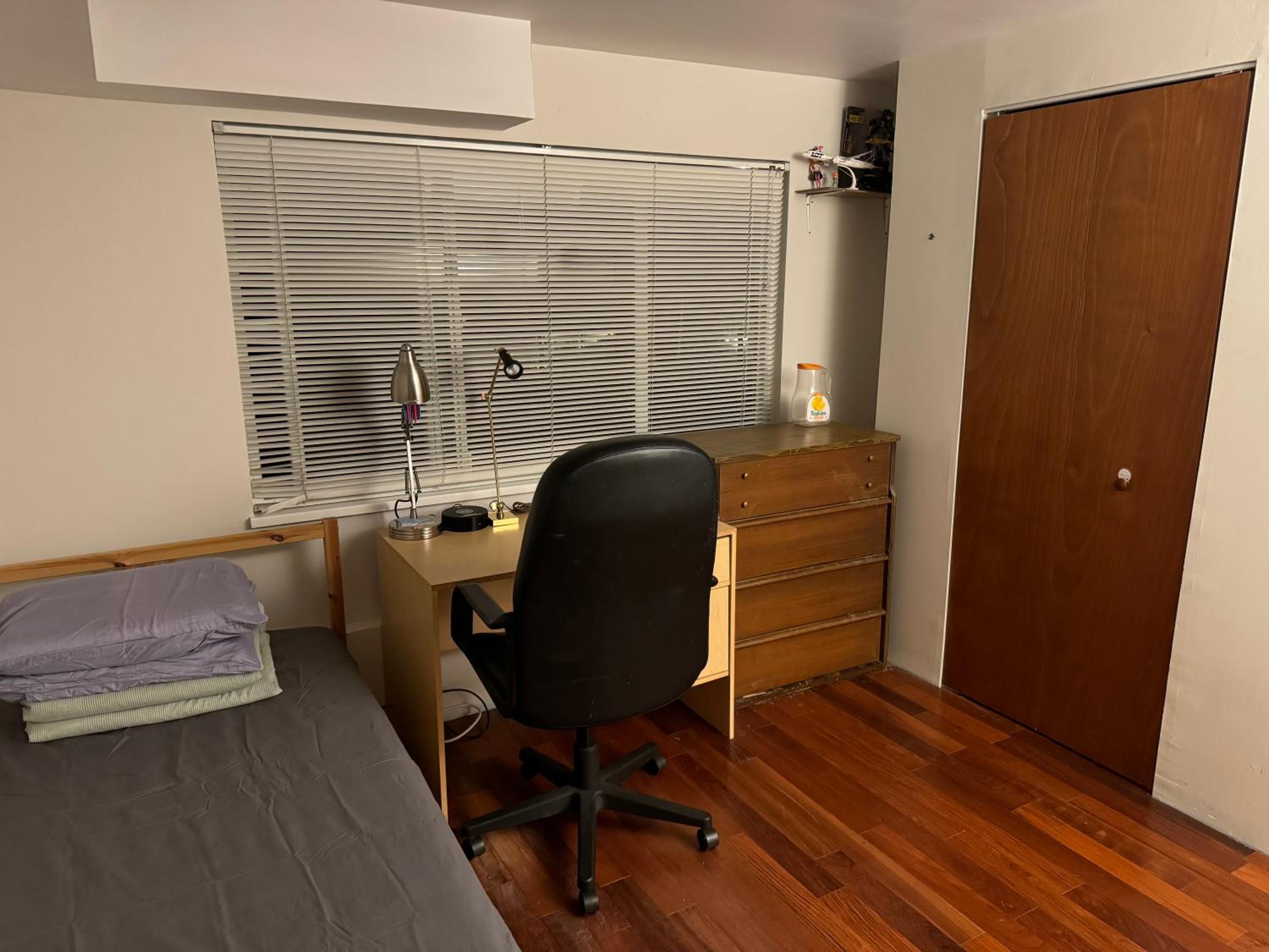Cozy and Friendly Home Single Room No Pets Allowed