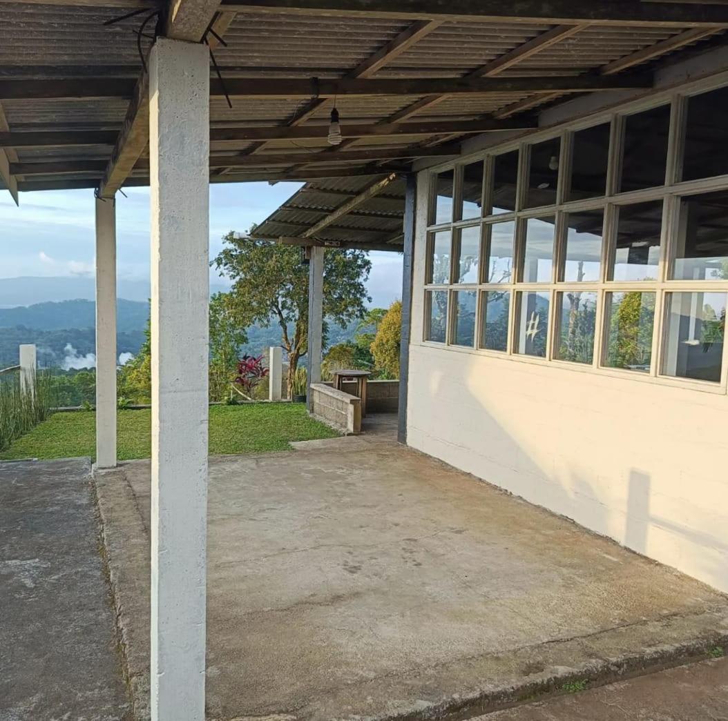Hollywood Hill Lengkoan view 2