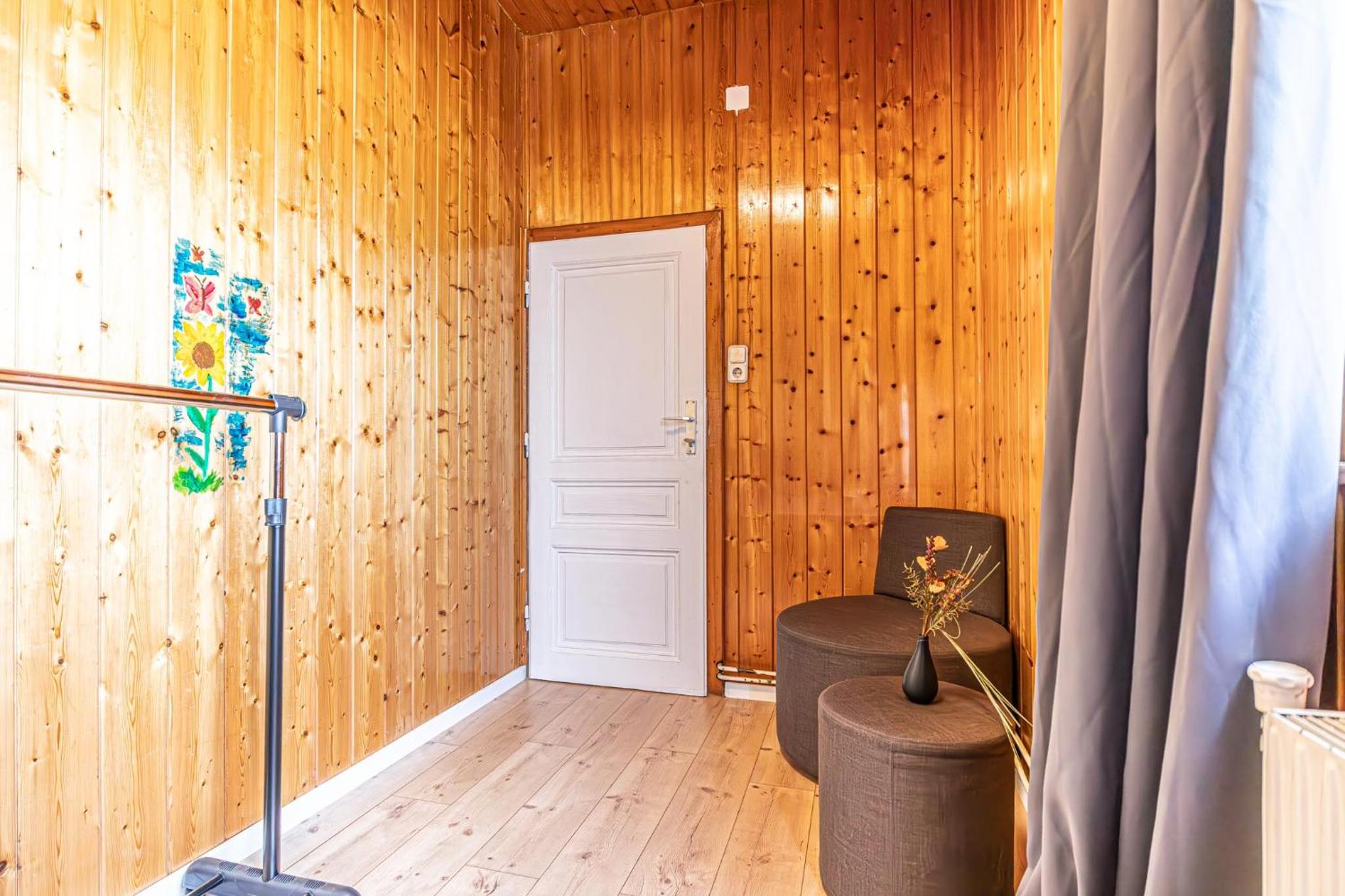 Comfy Rooms in Shared villa with Terrace and Garden