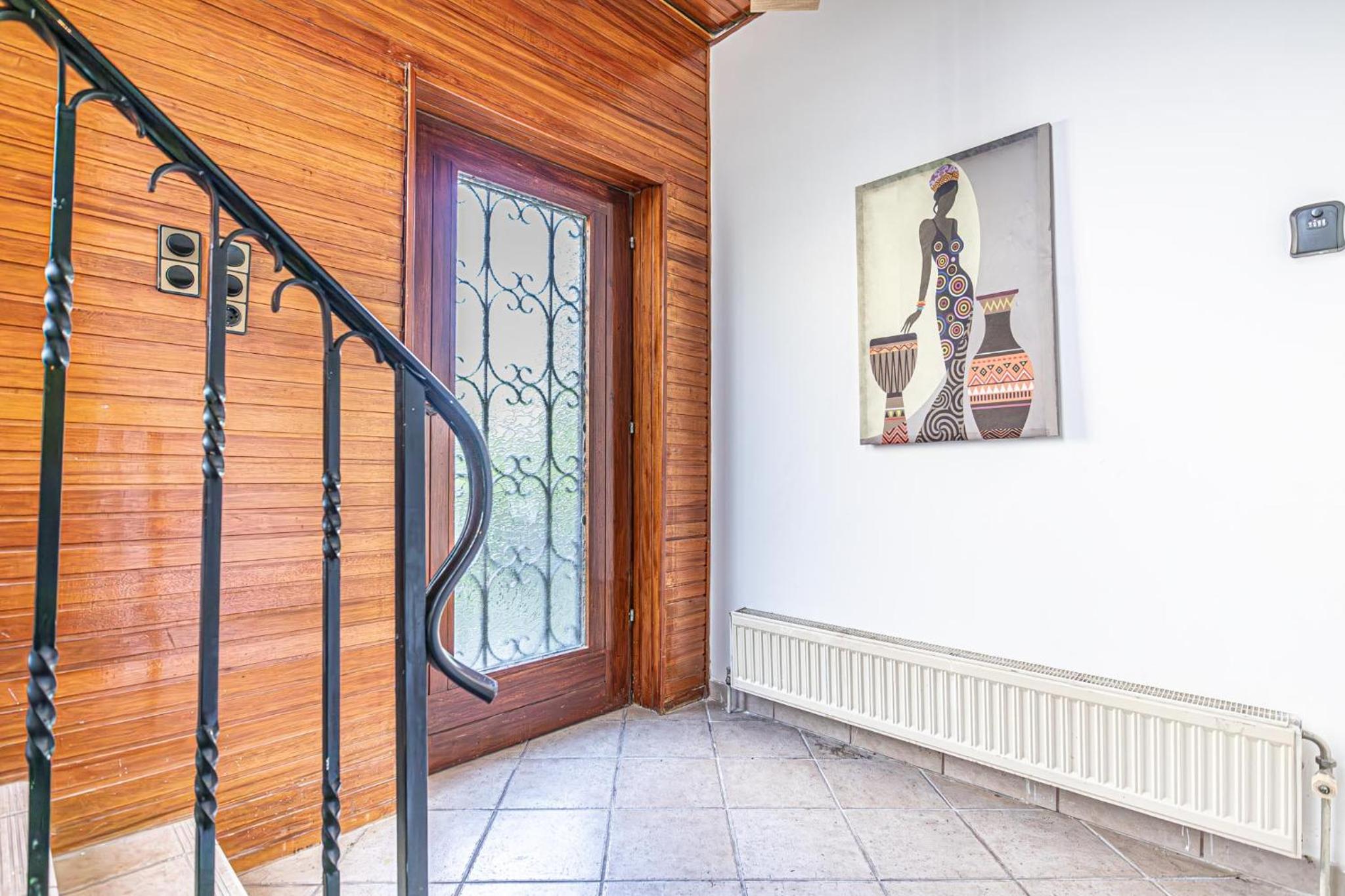 Comfy Rooms in Shared villa with Terrace and Garden