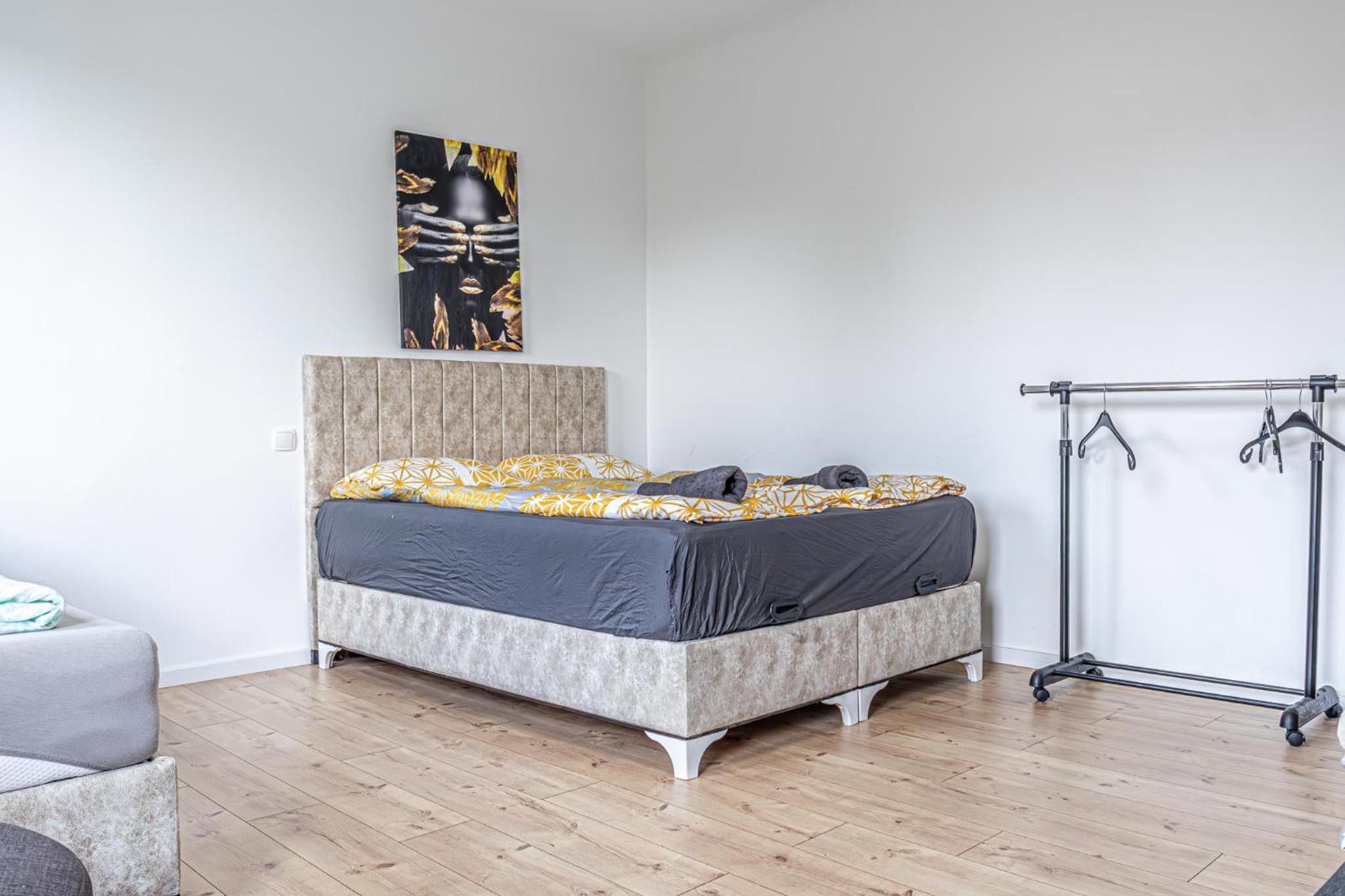 Comfy Rooms in Shared villa with Terrace and Garden