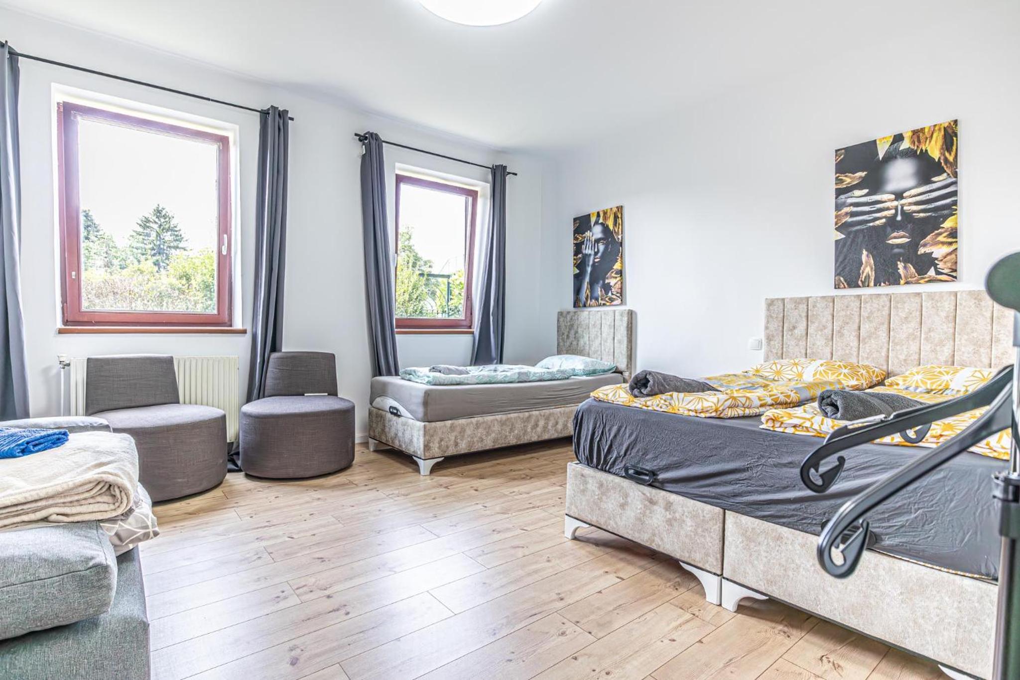 Comfy Rooms in Shared villa with Terrace and Garden