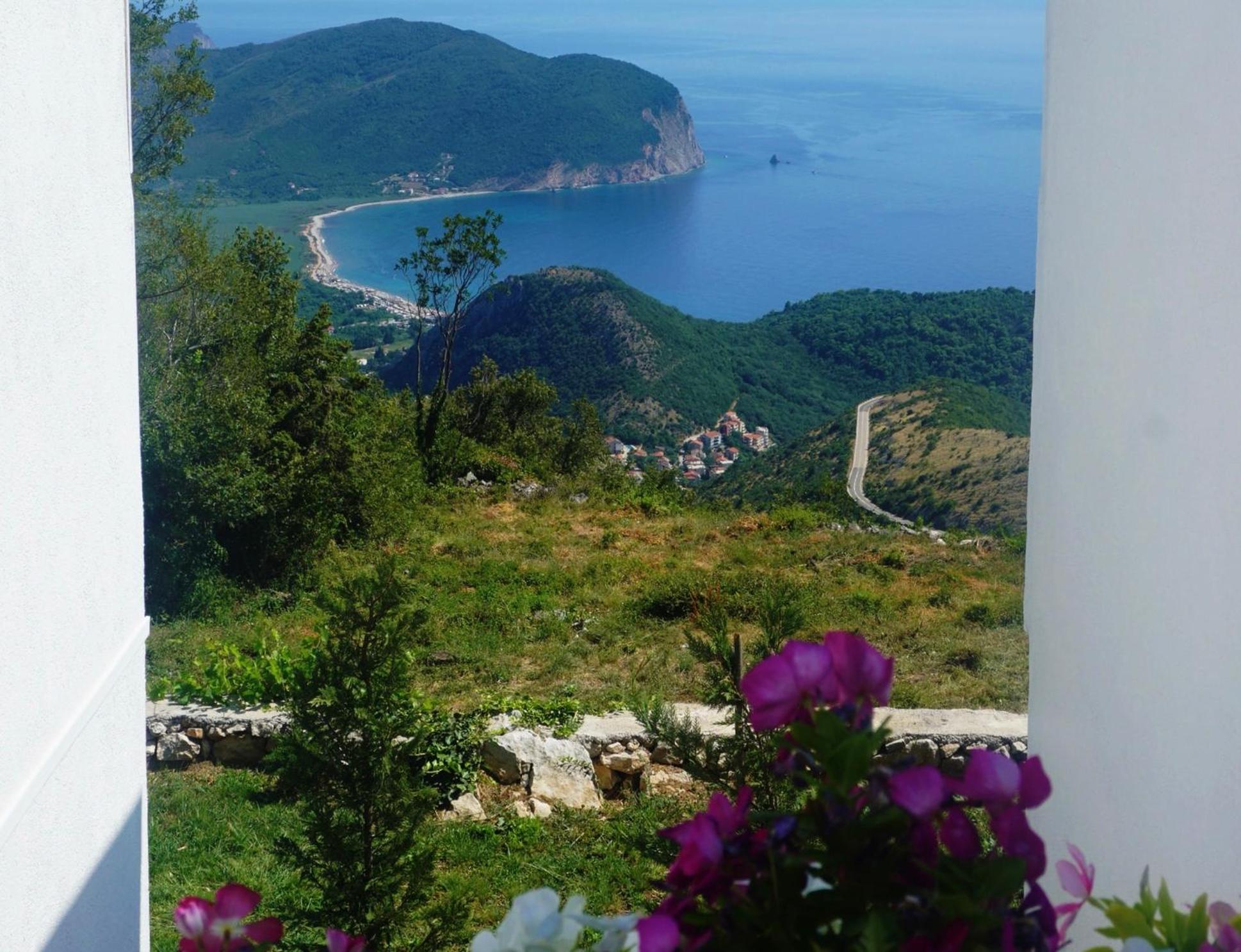 Hill Homes Montenegro view 3