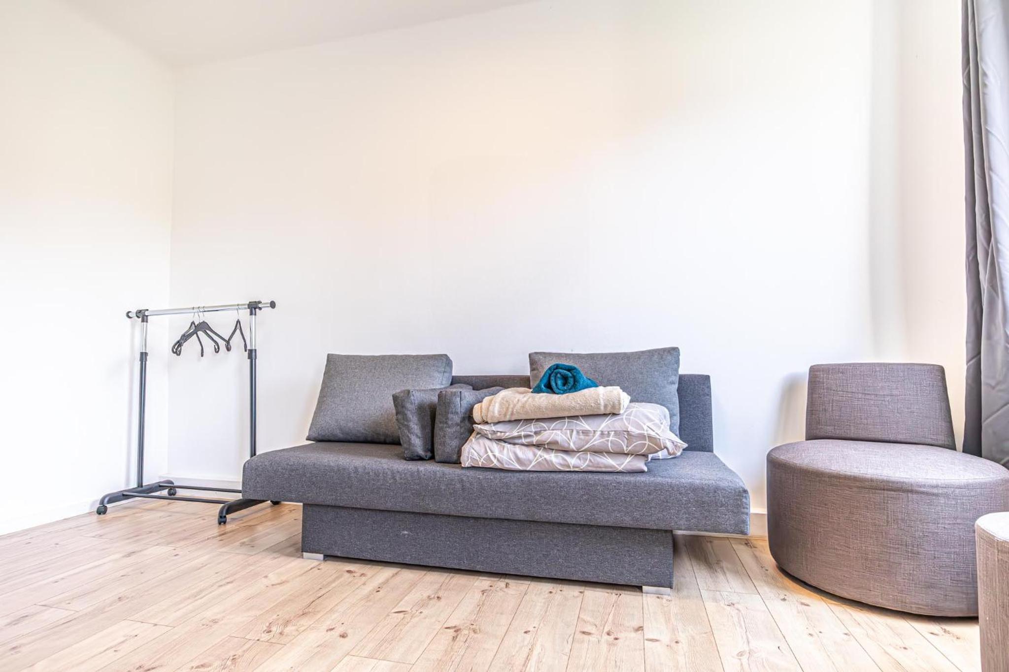 Comfy Rooms in Shared villa with Terrace and Garden