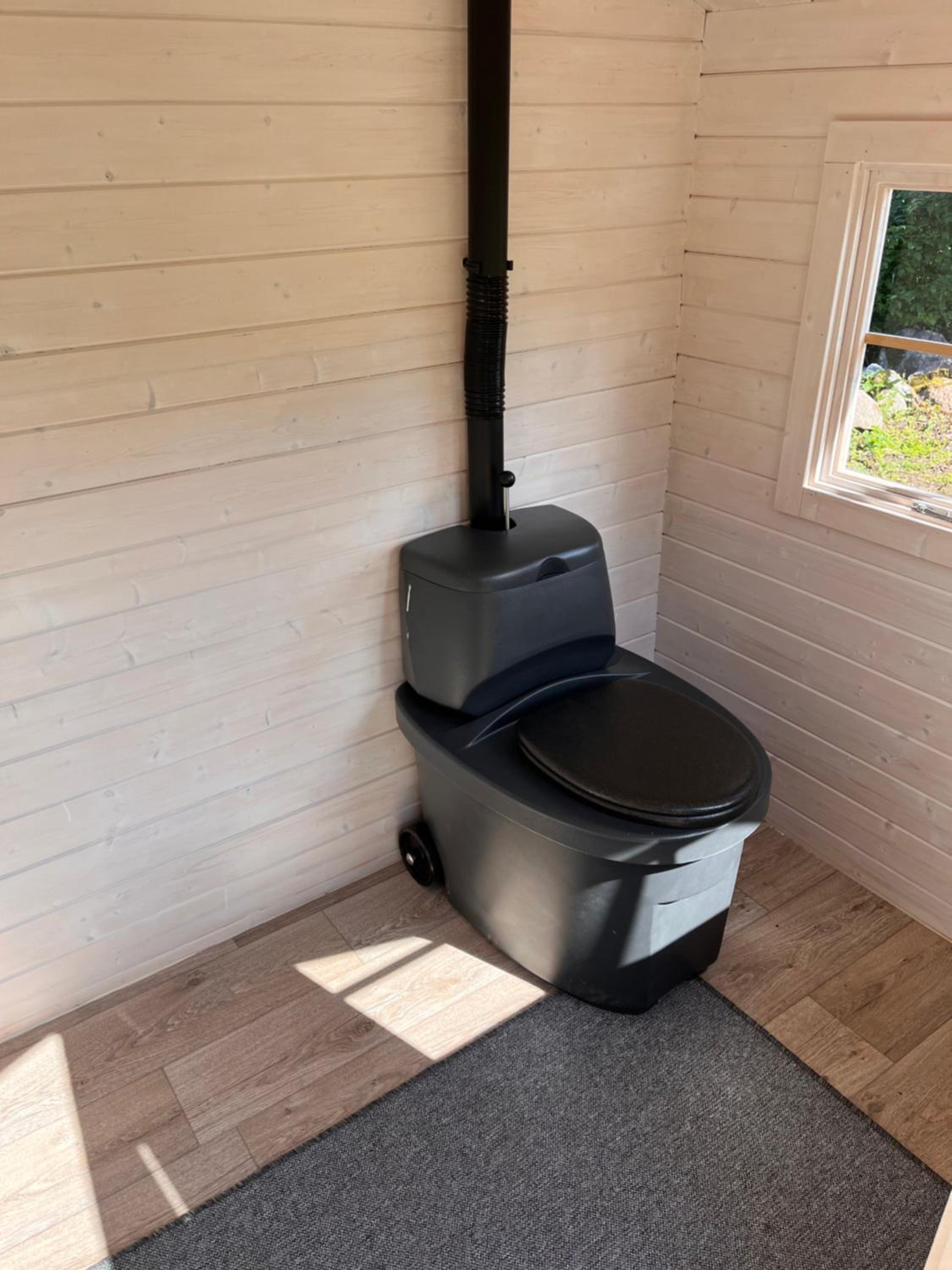 Suure-Kuuse kämpingud otse järve kaldal