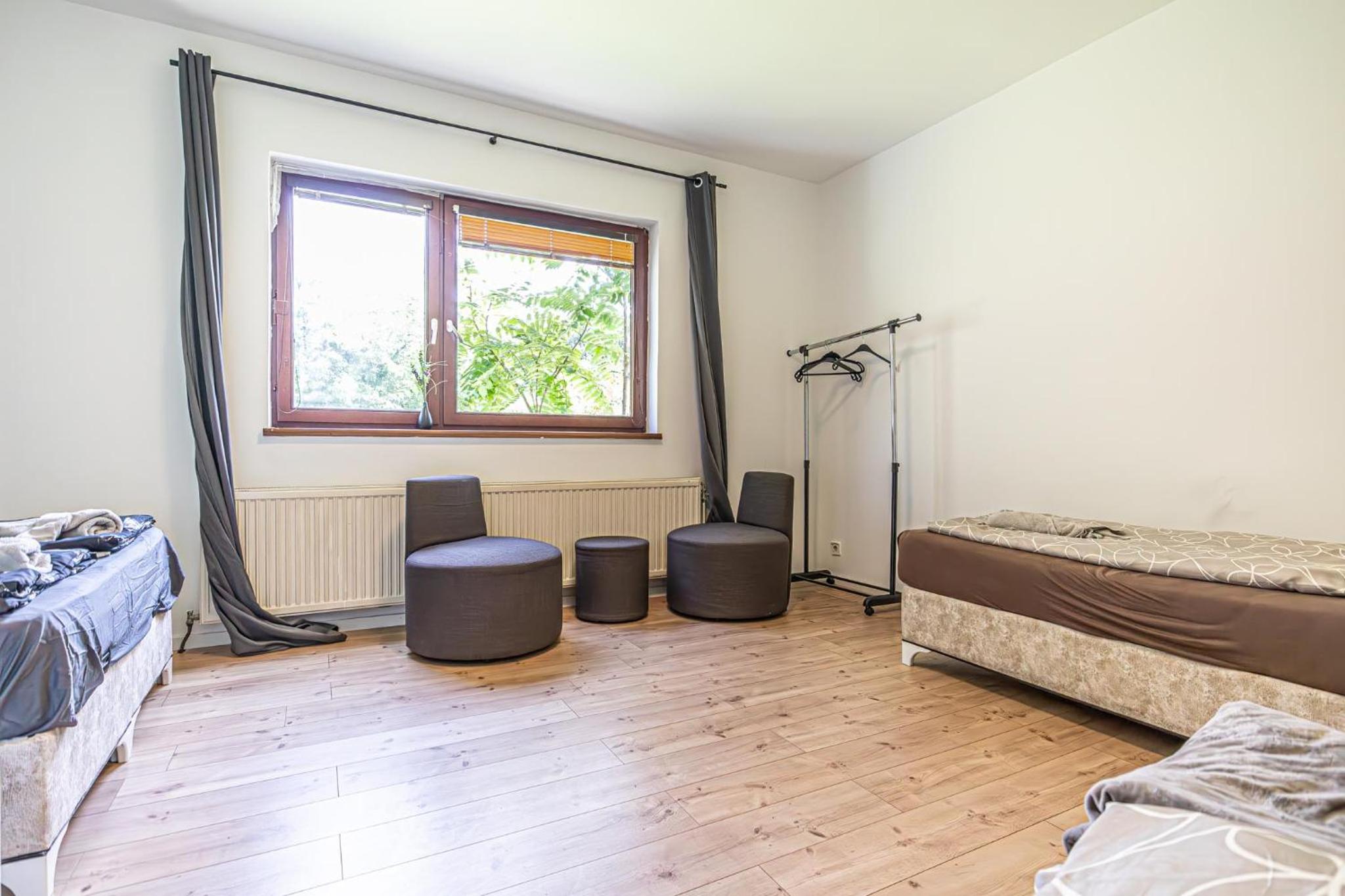 Comfy Rooms in Shared villa with Terrace and Garden