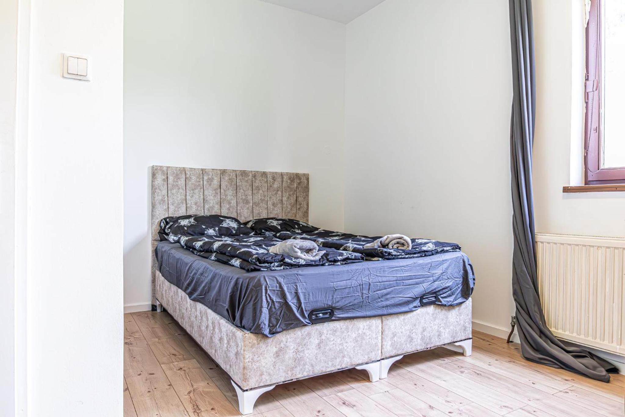 Comfy Rooms in Shared villa with Terrace and Garden