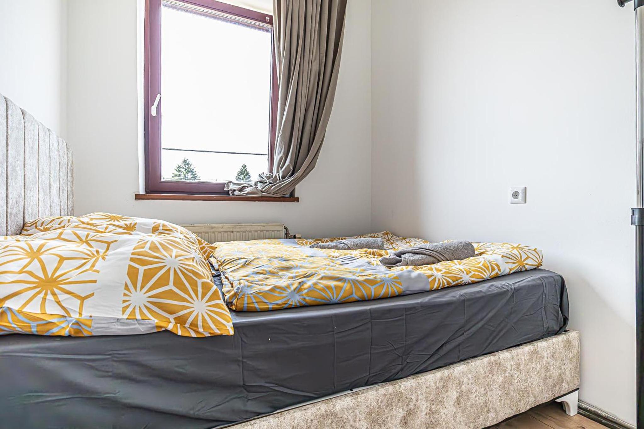 Comfy Rooms in Shared villa with Terrace and Garden