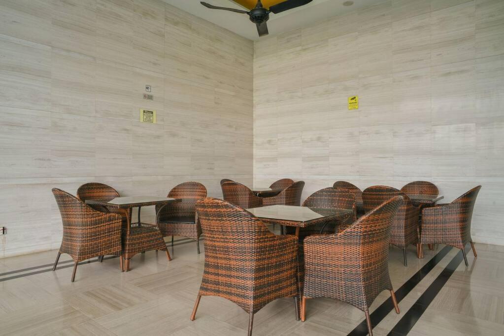 Couple Suite at Casa Residency 5 mins walk to LRT, Jalan Alor & Bukit Bintang